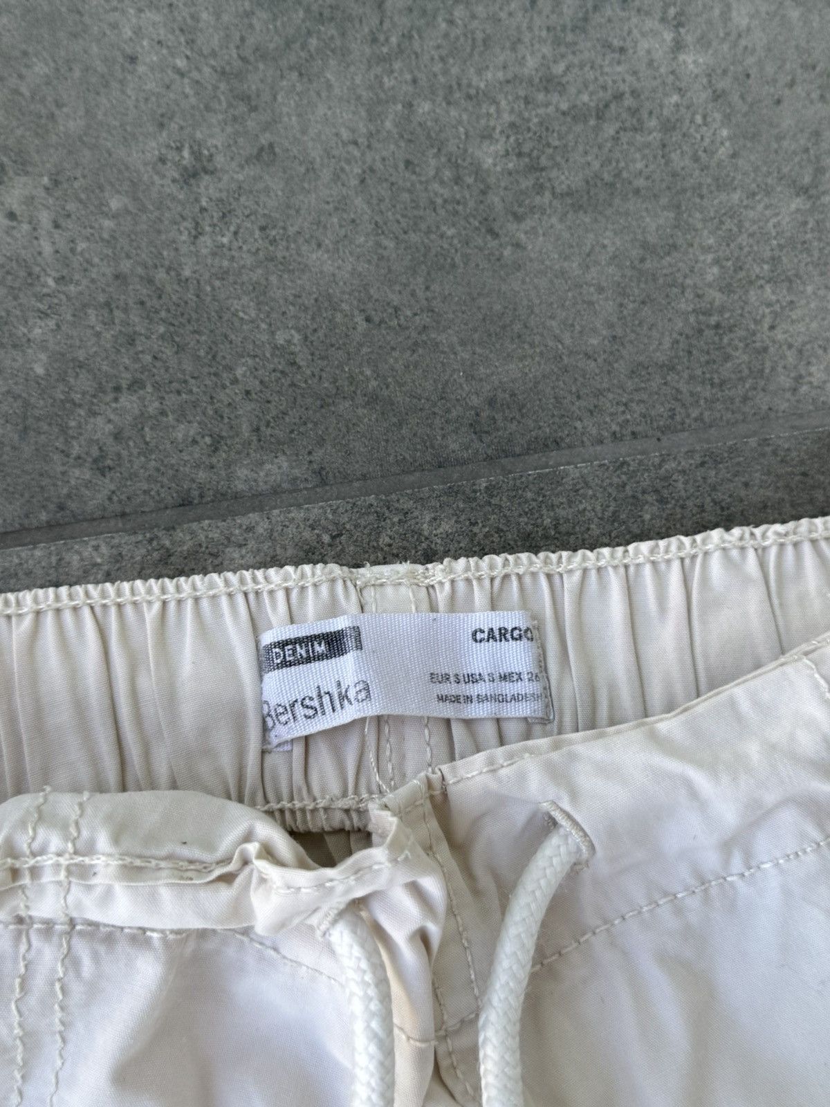 Bershka Bershka flared tactical multipocket bondage pants Size US 30 / EU 46 - 4 Thumbnail