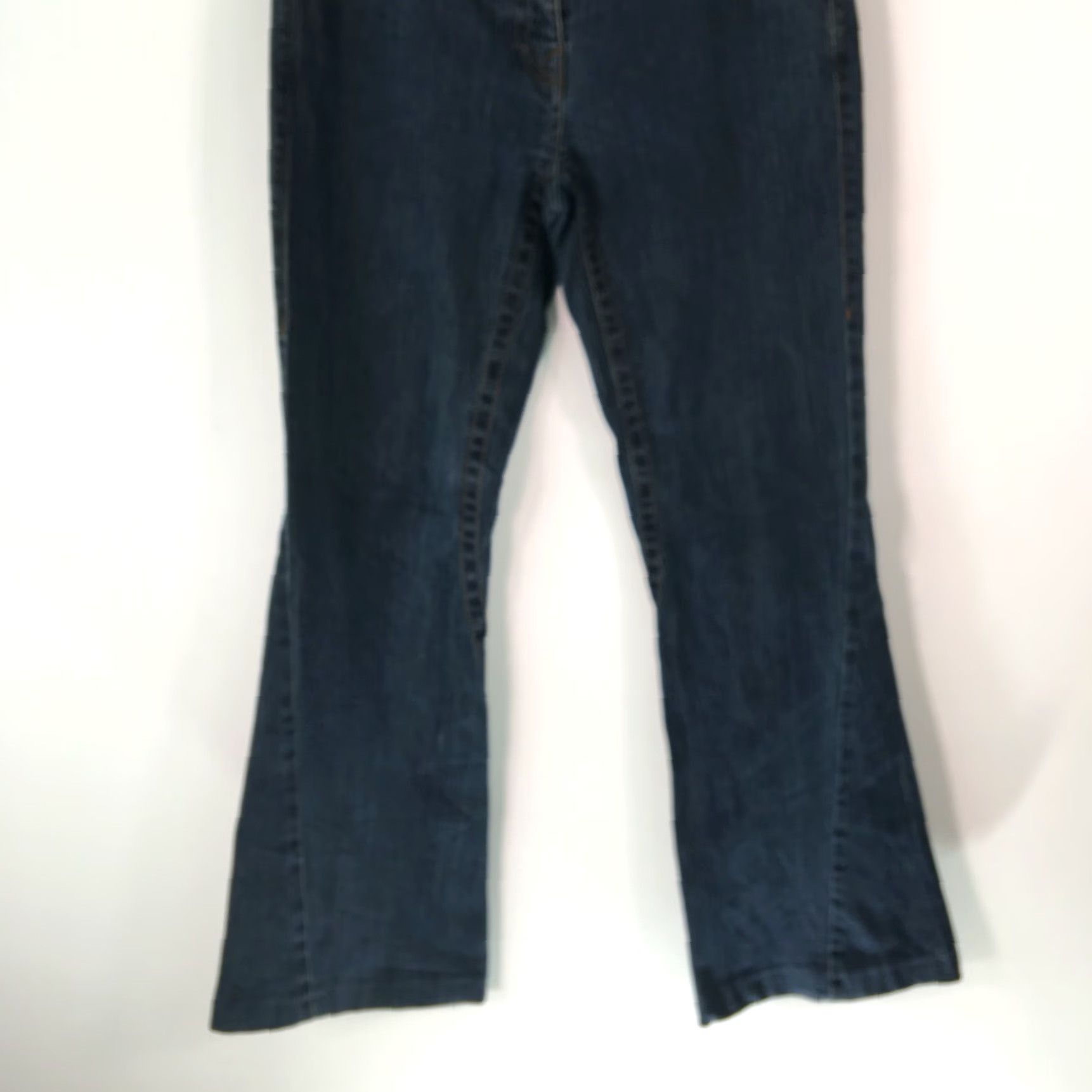 Vintage INC International Concepts Jeans Womens Flared Denim 30x30 Blue Size 4 Regular 5-Pocket Stretch Belt Loops Low Rise Apparel Standards Size 27" / US 4 / IT 40 - 5 Thumbnail