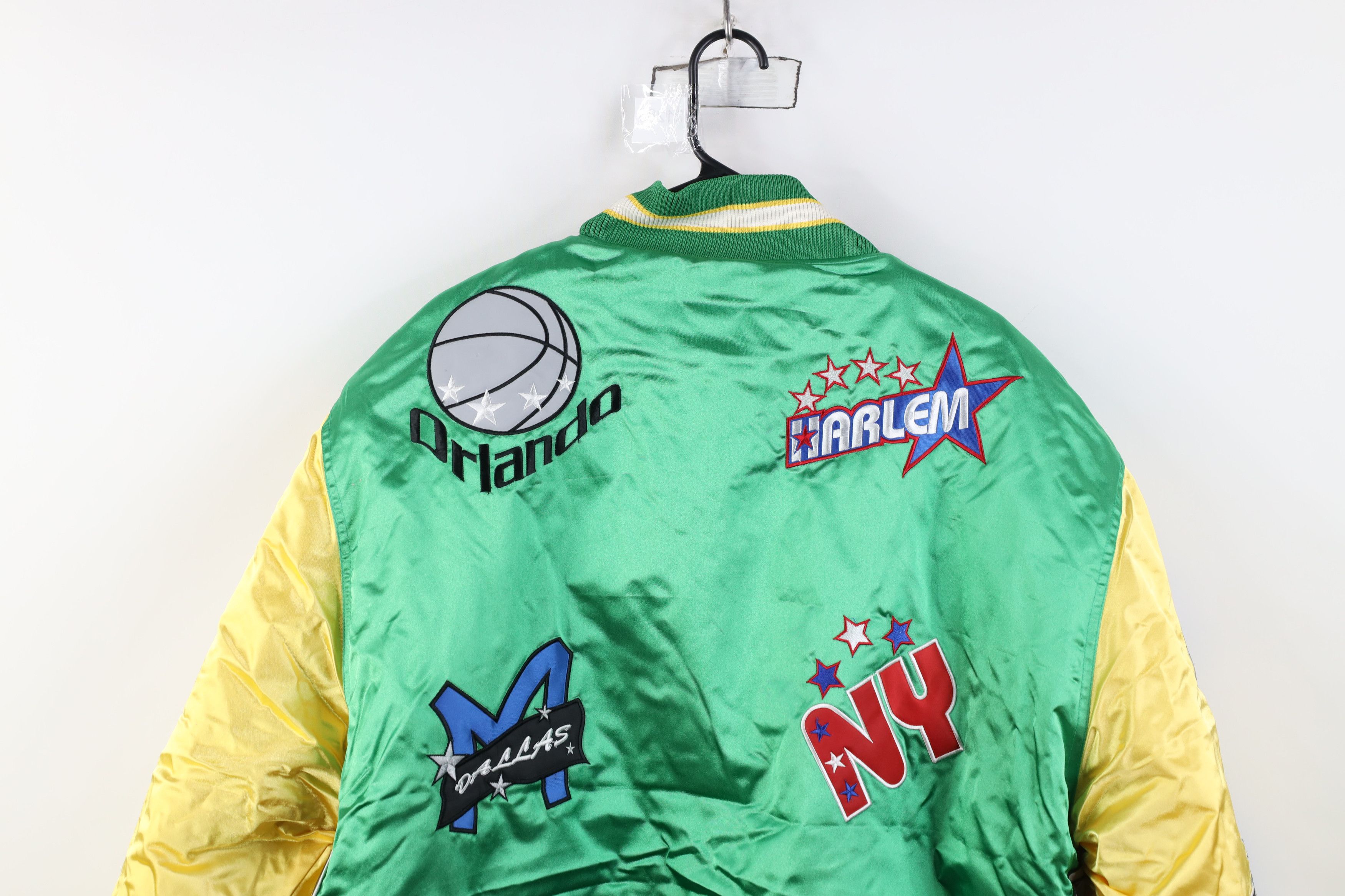 Vintage Deadstock Vintage 90s Quilted Satin Bomber Jacket Green Size US XXL / EU 58 / 5 - 16 Thumbnail