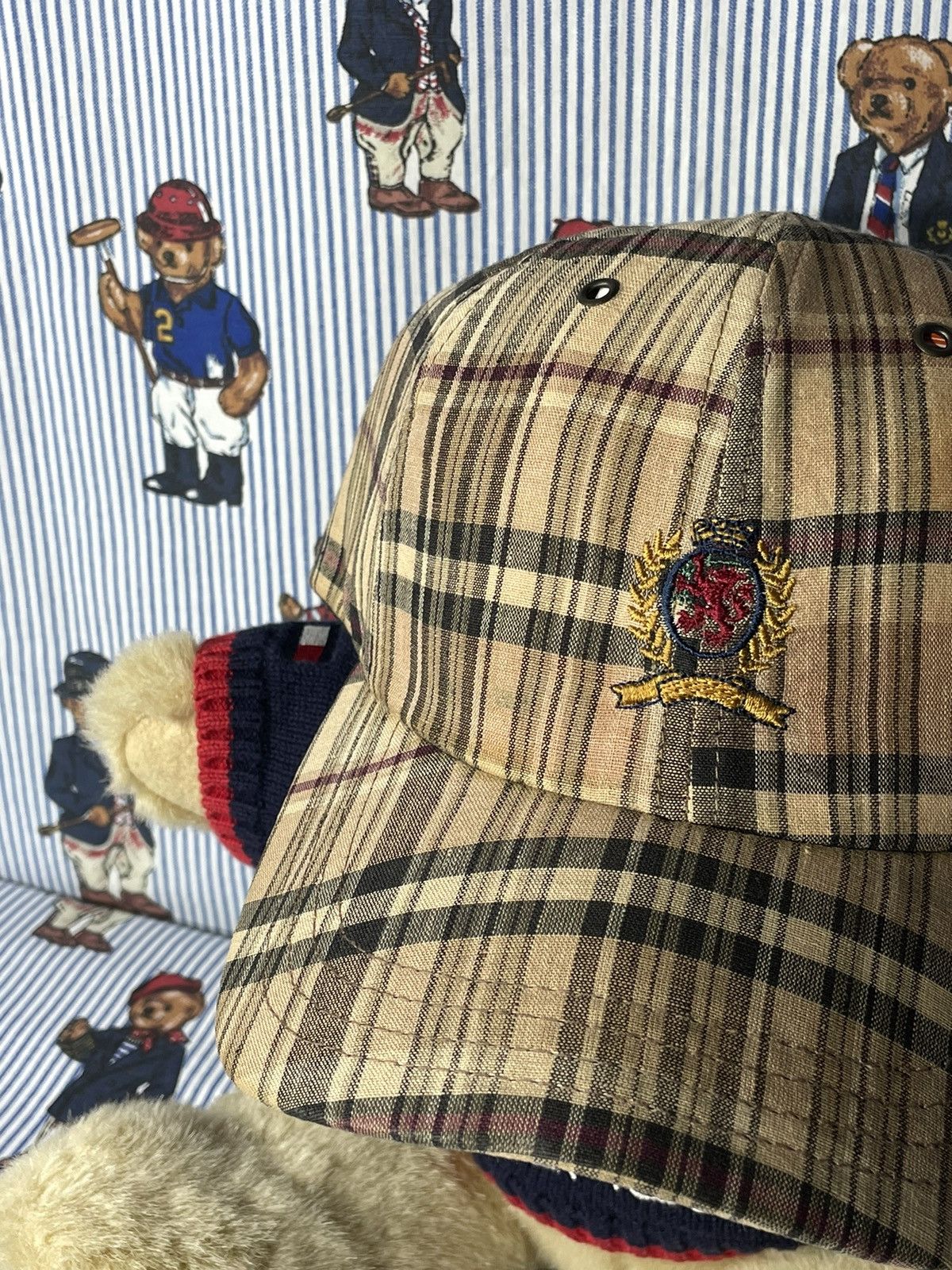 Tommy Hilfiger × Vintage Cap Tommy Hilfiger Lion Crest OG Vintage 90’s Size ONE SIZE - 4 Thumbnail