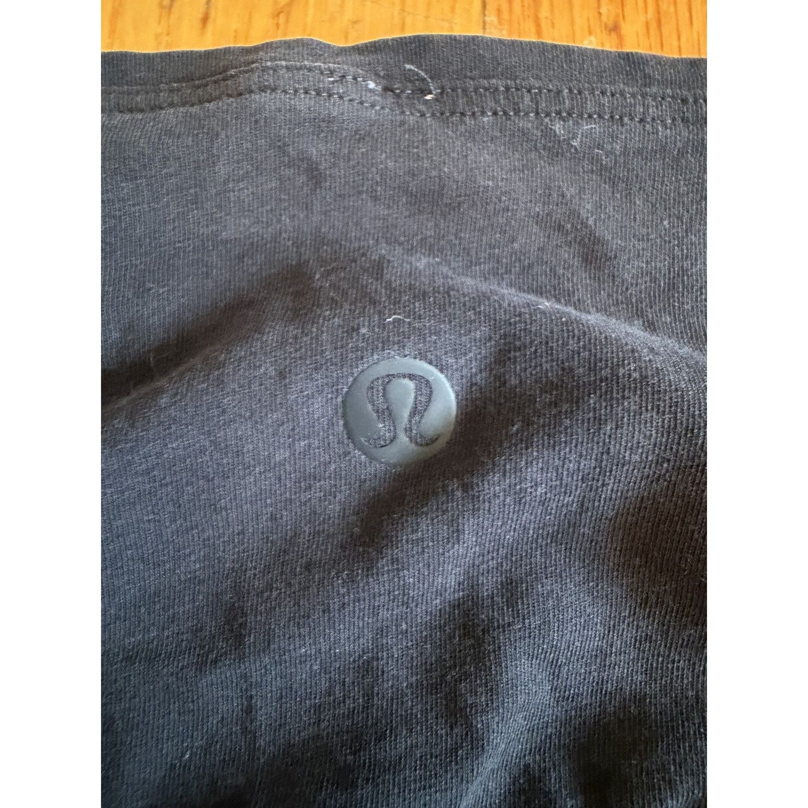 Lululemon Lululemon Shirt Black Basic Athletic Running Workout Tee Size S / US 4 / IT 40 - 3 Thumbnail