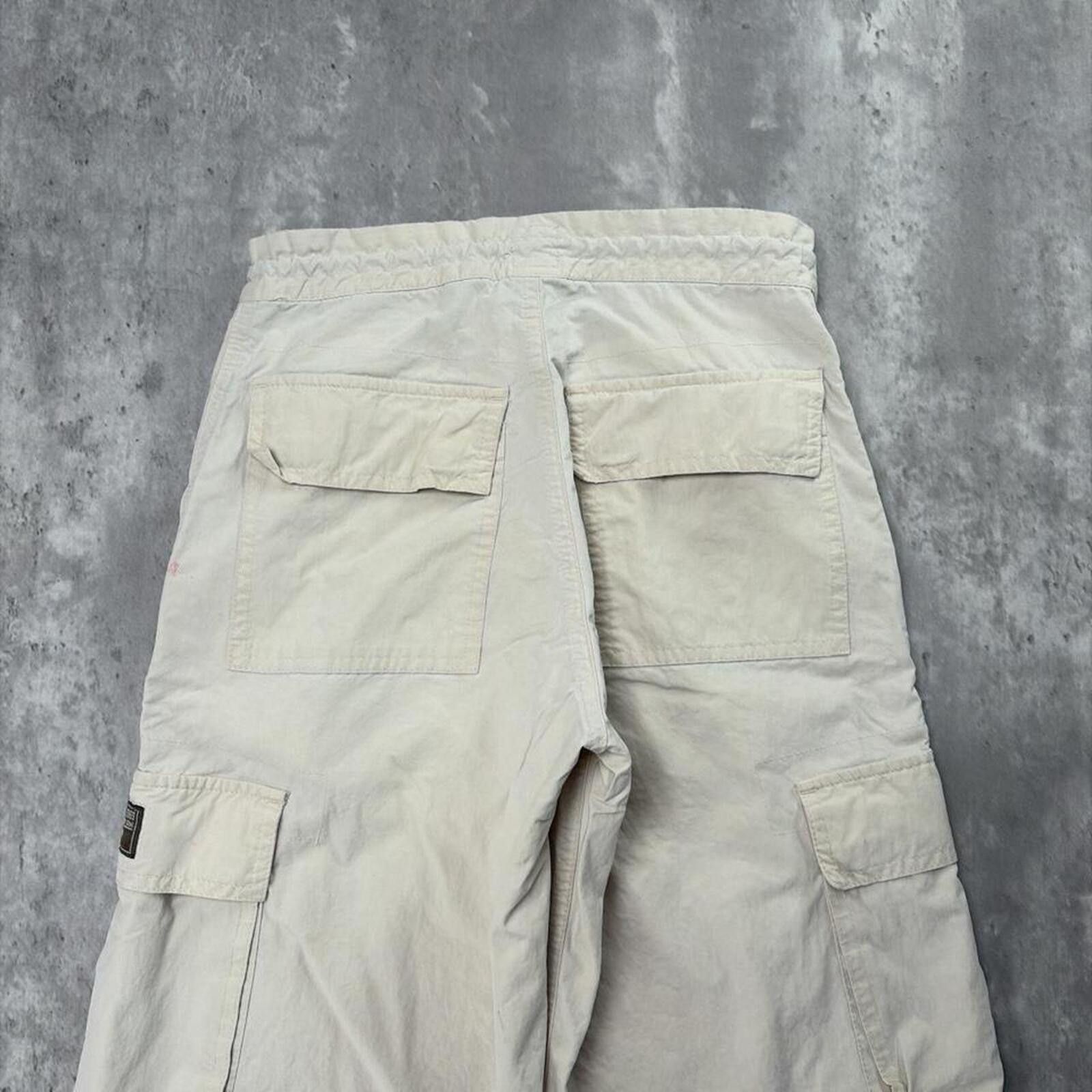 Gap Y2K Beige Gap Grunge Baggy Skater Cargo Shorts Size 42" / US 20 - 3 Thumbnail
