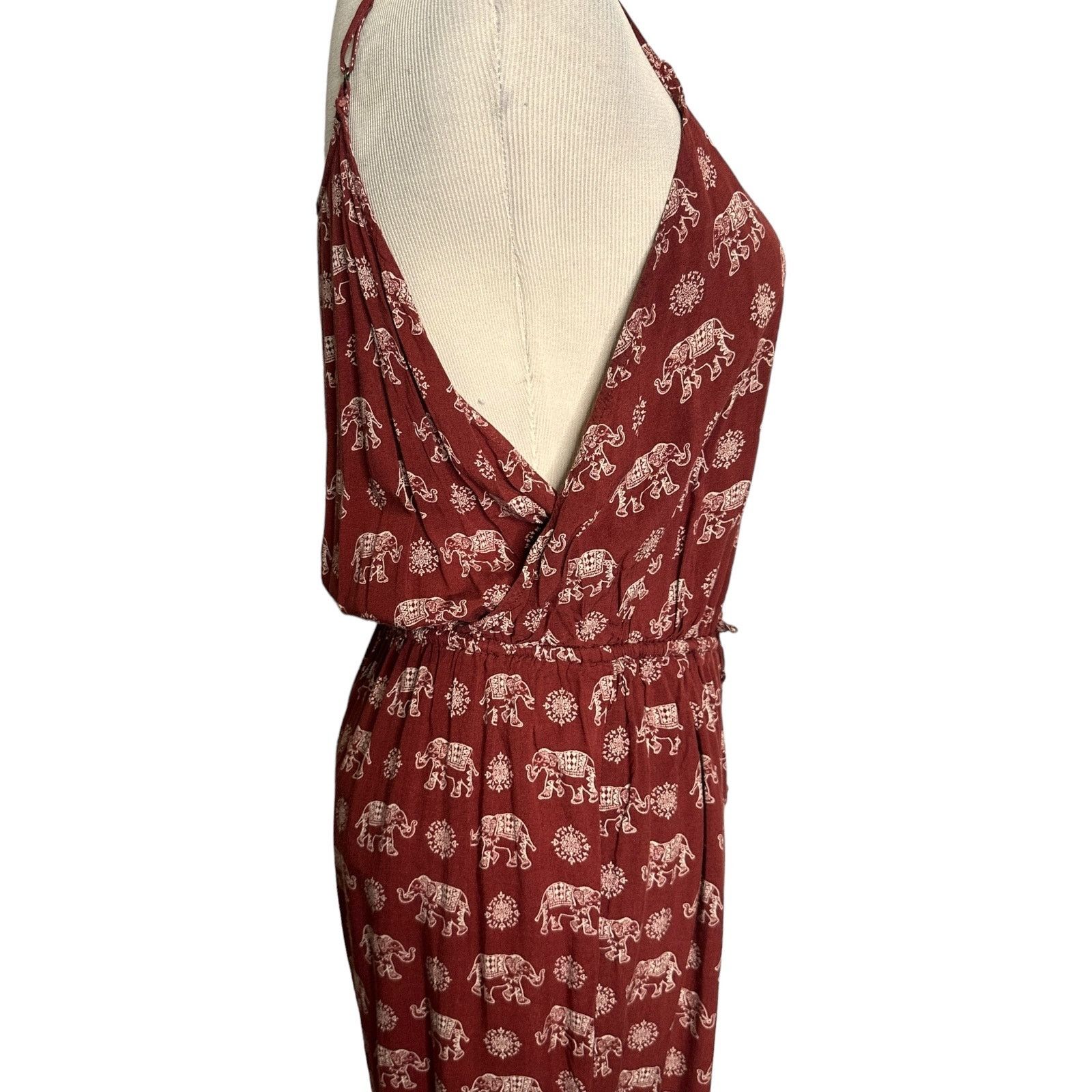 Forever 21 Forever 21 brown elephant print sleeveless jumpsuit size M Size 30" / US 8 / IT 44 - 8 Thumbnail