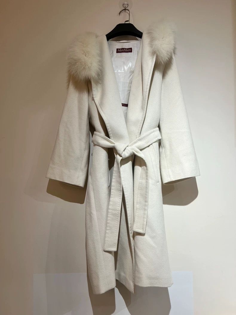 Max Mara Max Mara Fur Collar Coat Milky White Size XL / US 12-14 / IT 48-50 - 1 Thumbnail