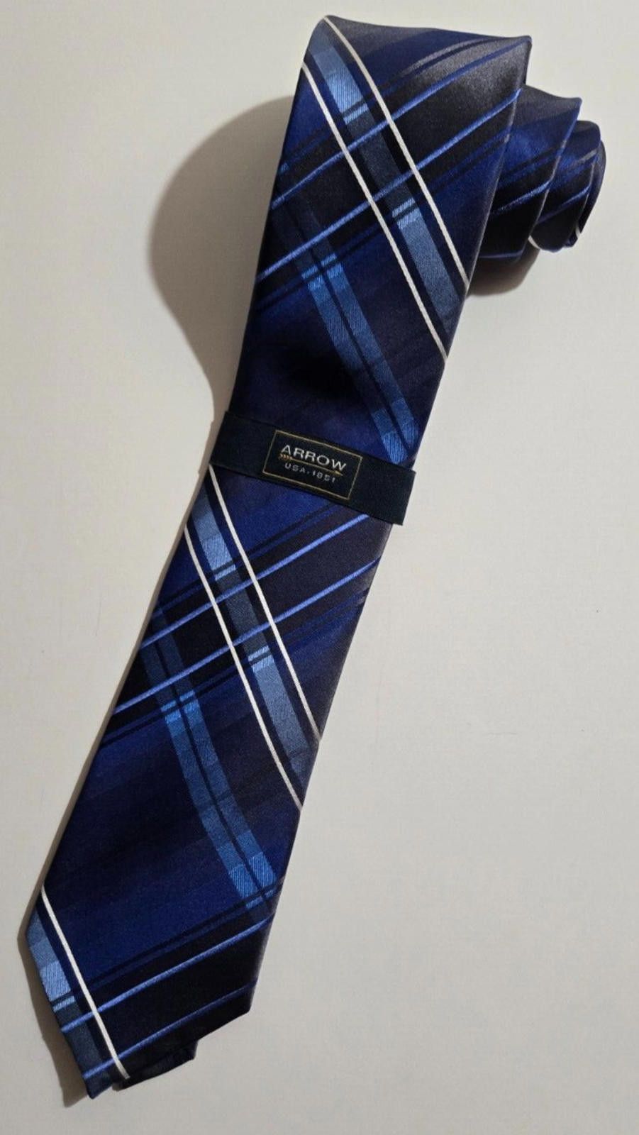 Arrow Arrow Neck Tie Necktie Navy, Blue, Silver Plaid SILK NEW Size ONE SIZE - 1 Thumbnail