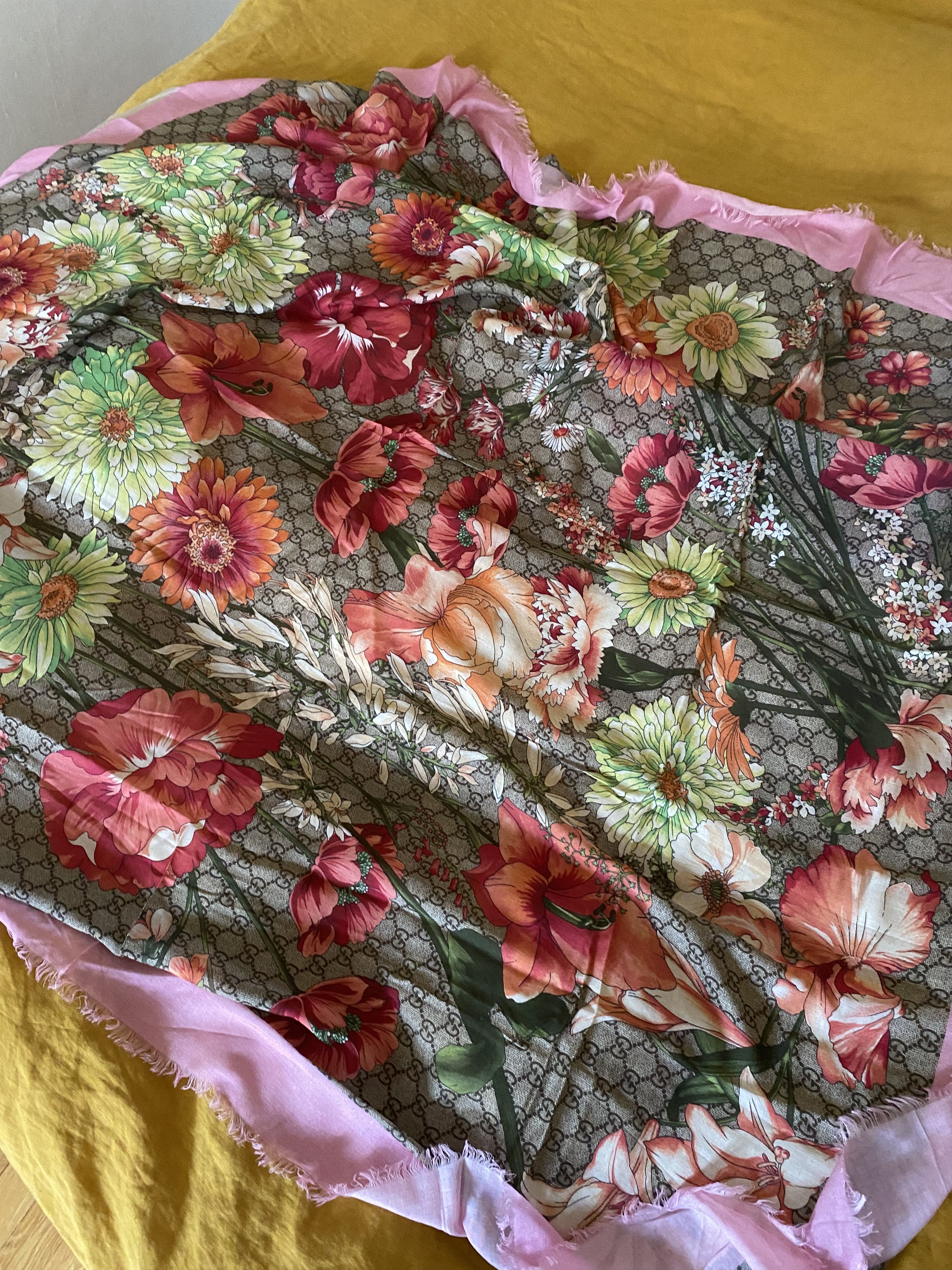 Gucci WOMENS SILK shawl Size ONE SIZE - 4 Thumbnail