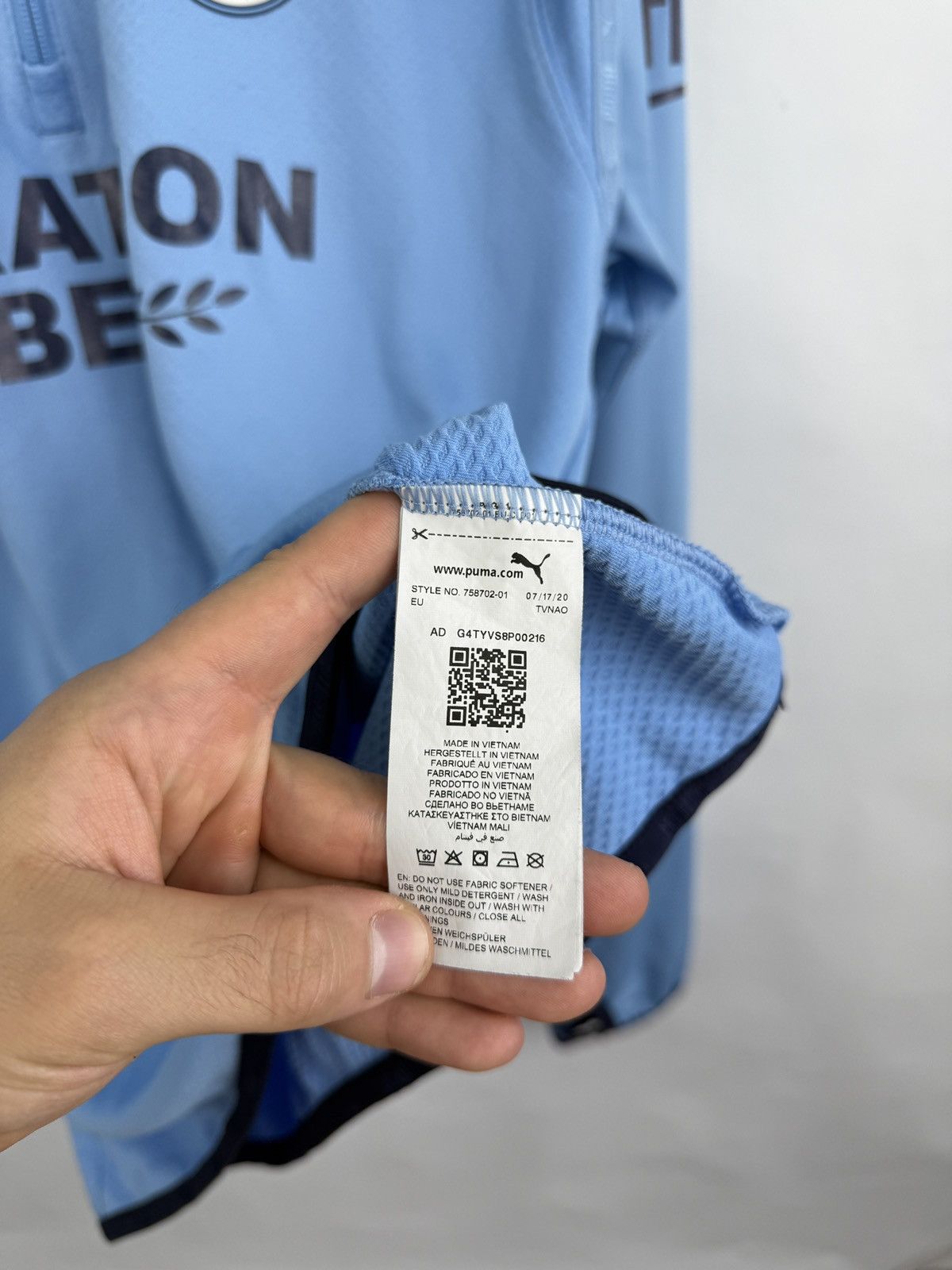 Puma 🏴󠁧󠁢󠁥󠁮󠁧󠁿 Puma Manchester City Football Soccer Training Long Sleeve Size US M / EU 48-50 / 2 - 7 Thumbnail
