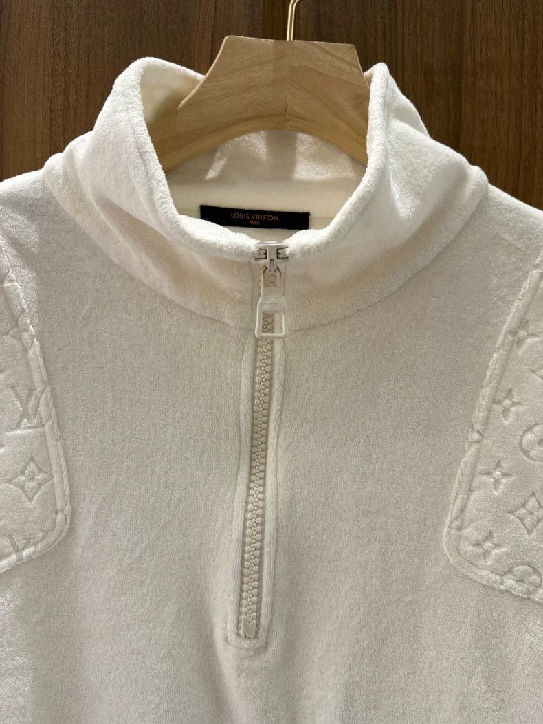 Louis Vuitton Louis Vuitton White half zip sweatshirt Size US M / EU 48-50 / 2 - 4 Thumbnail