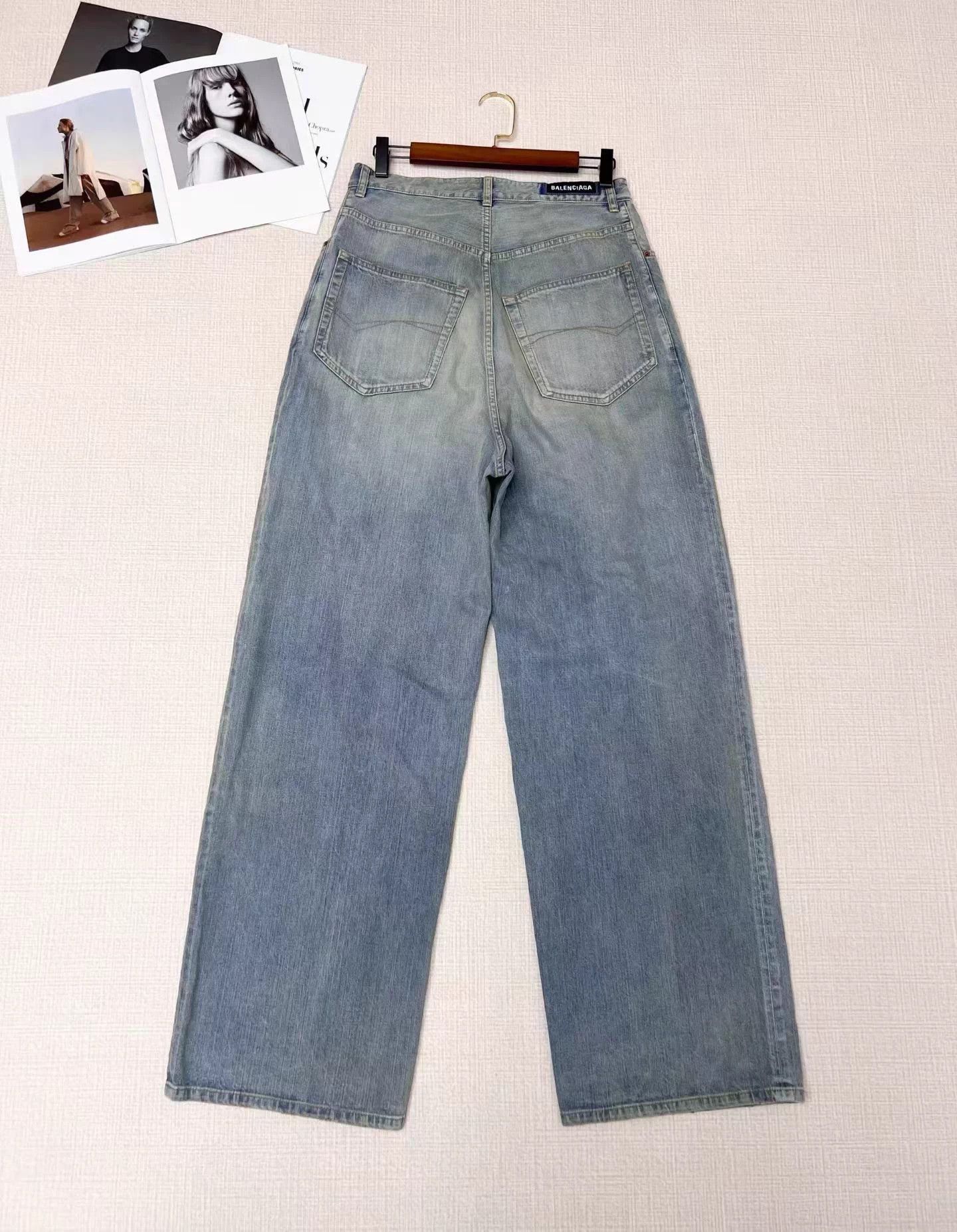 Balenciaga BALENCIAGA Distressed Jeans XXS Size US 26 / EU 42 - 6 Thumbnail