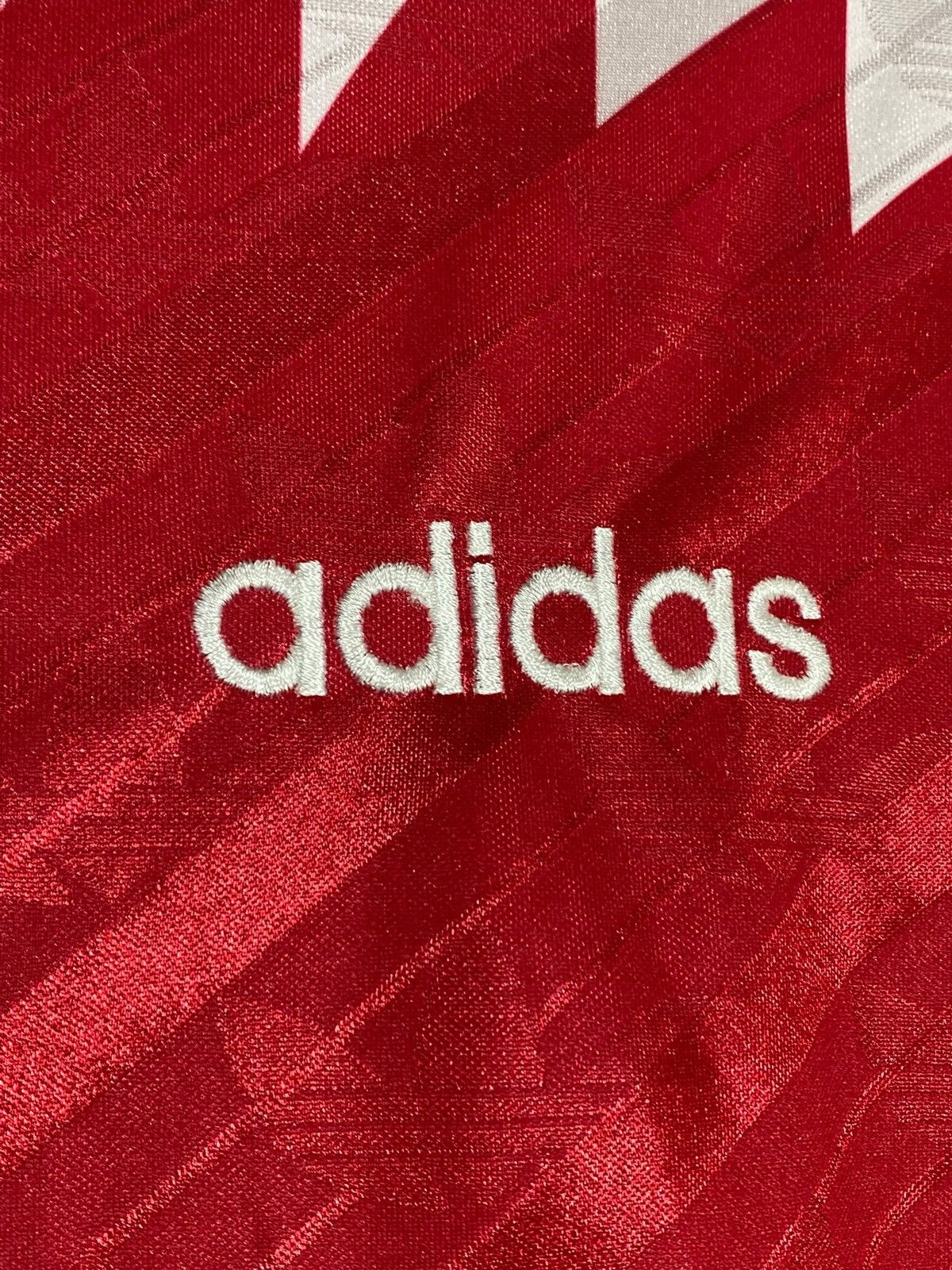 Adidas Vintage Adidas Georgia 1994 Away Football Shirt Jersey Rare Size US XL / EU 56 / 4 - 4 Thumbnail