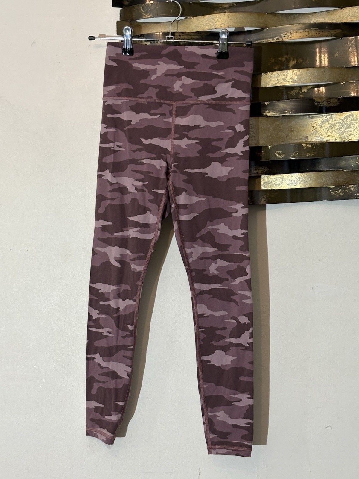 Athleta Athleta Elation 7/8 Tight XS Cropped Leggings Purple Size 24" / US 00 / IT 34 - 1 Thumbnail