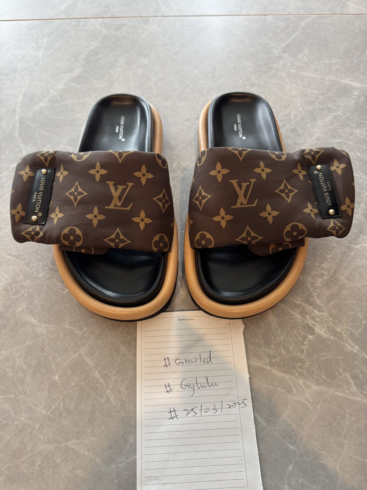 Louis Vuitton Pool Pillow Flat Comfort Mules Size US 7 / IT 37 - 1 Thumbnail