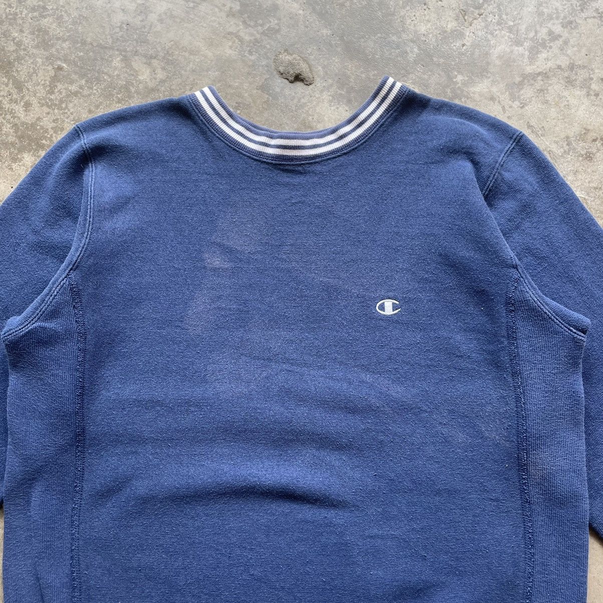 Champion × Vintage 🔥🔥Vintage Champion Reverse Weave Plain Sun Faded Sweatshirts Size US S / EU 44-46 / 1 - 2 Thumbnail
