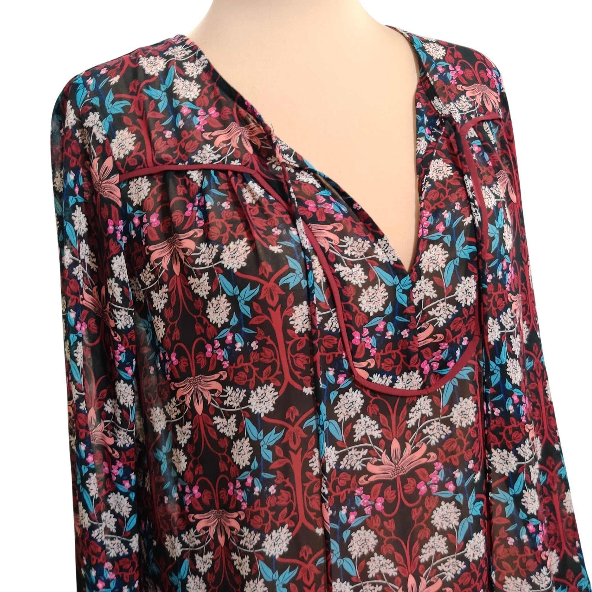 Forever 21 Forever 21 L Sheer Floral Boho Blouse Long Sleeve Tie Neck R Size L / US 10 / IT 46 - 2 Thumbnail