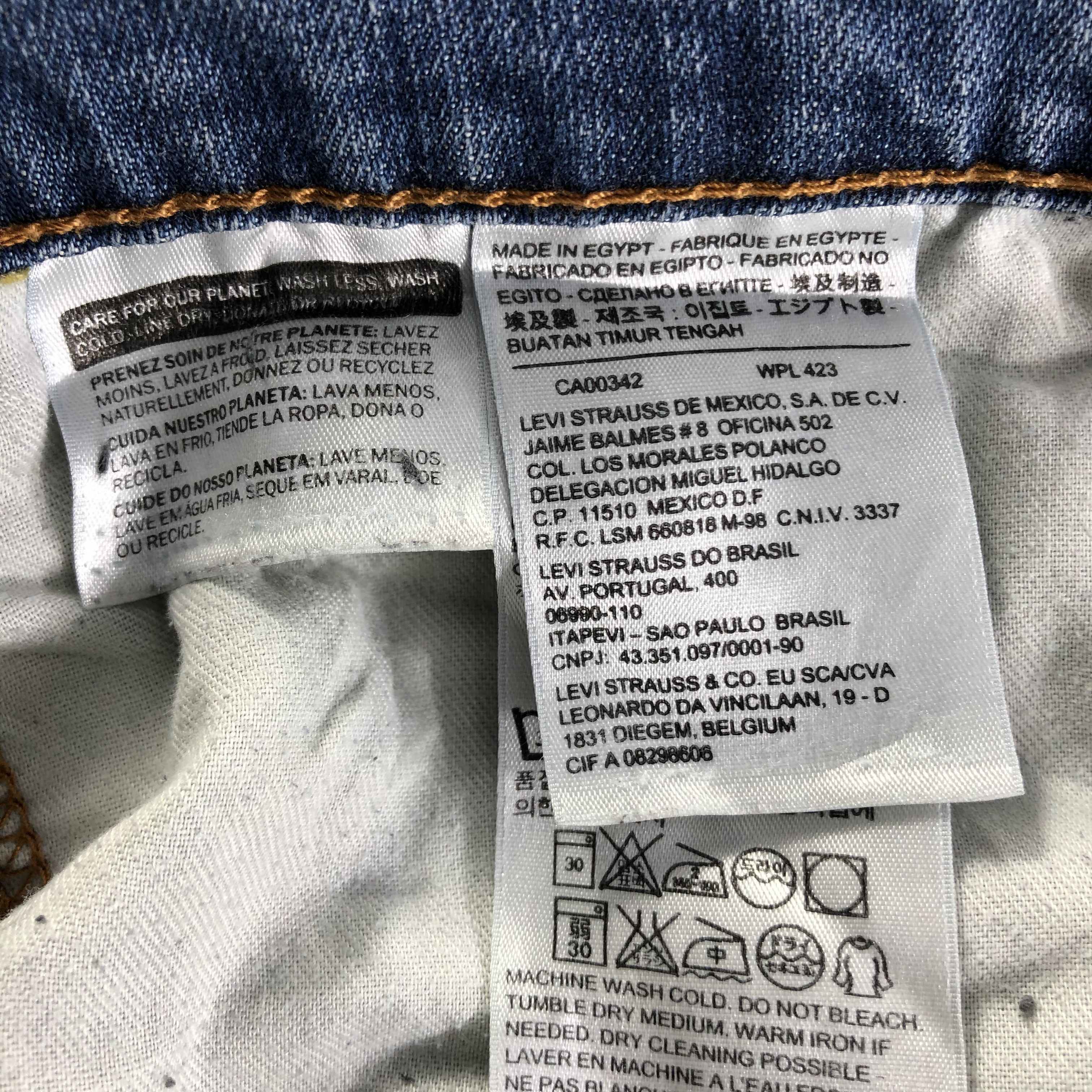Levi's × Vintage Vintage Blue Wash Levis 559 Jeans-JM3417 Size US 42 / EU 58 - 9 Thumbnail