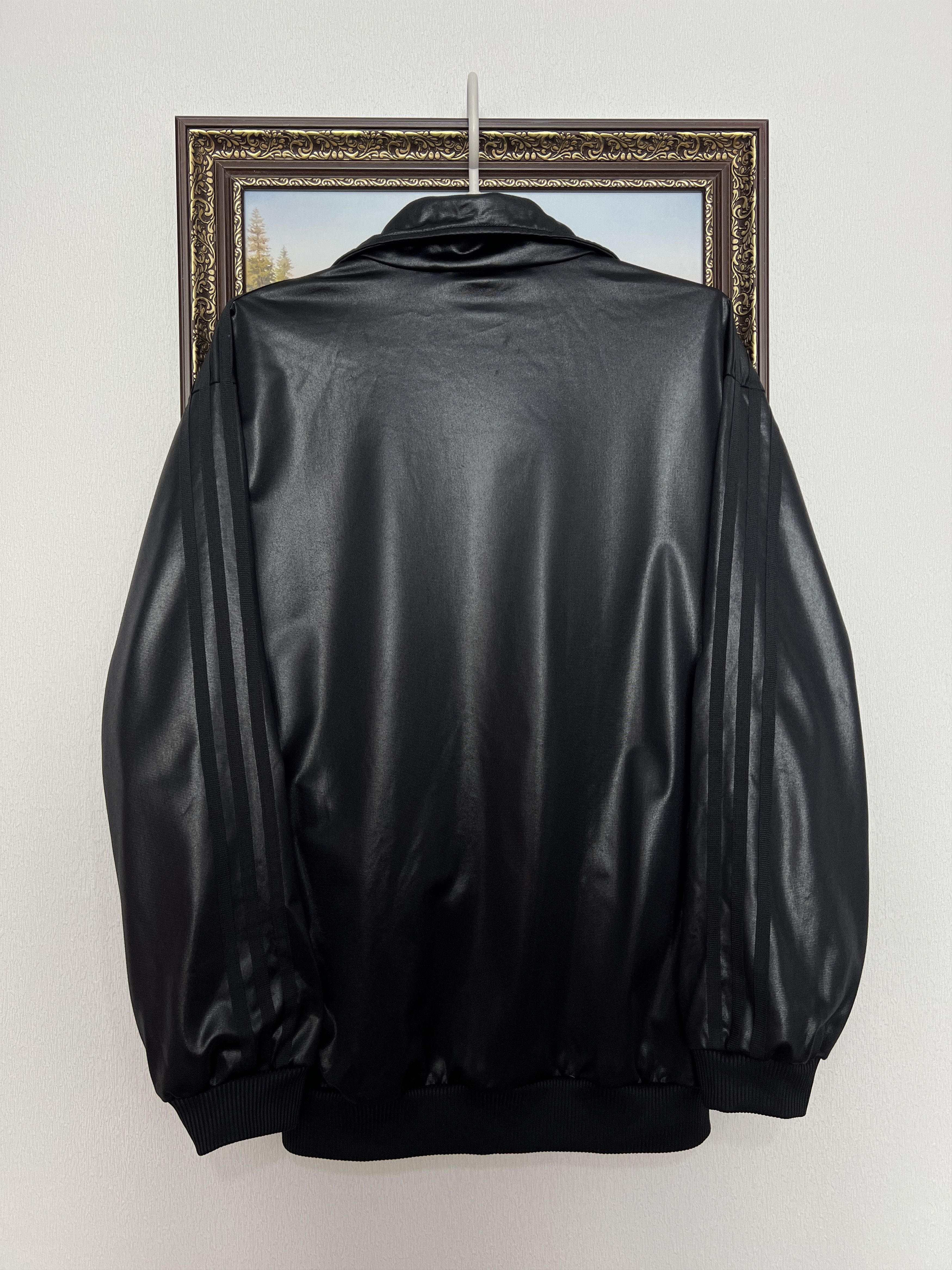 Adidas Vintage Adidas Originals Chile 62 Jacket Black Track Top Size US M / EU 48-50 / 2 - 10 Thumbnail