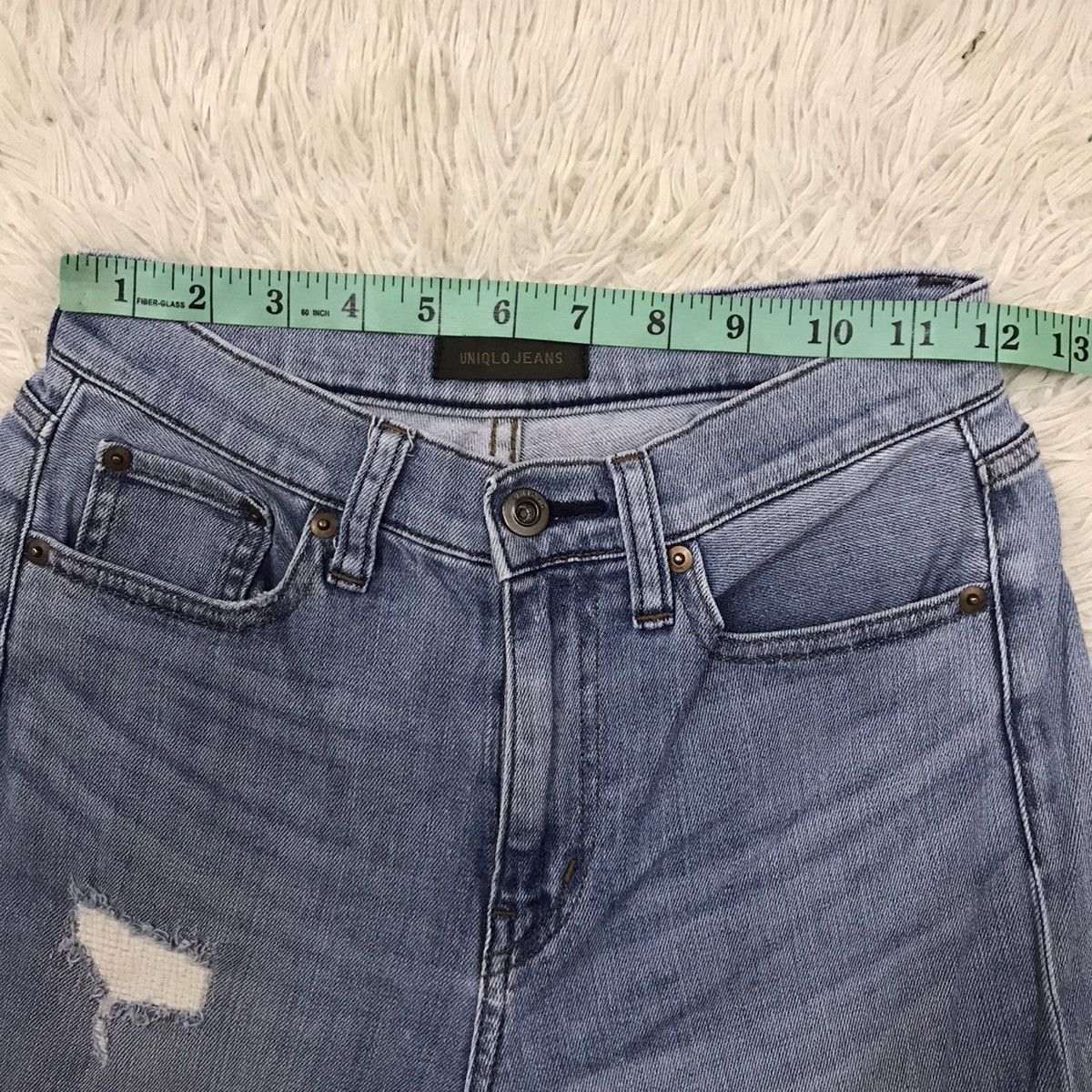 Japanese Brand Uniqlo Fabric by Kaihara Slim Fit Distressed Jeans Size 24" / US 00 / IT 34 - 13 Thumbnail