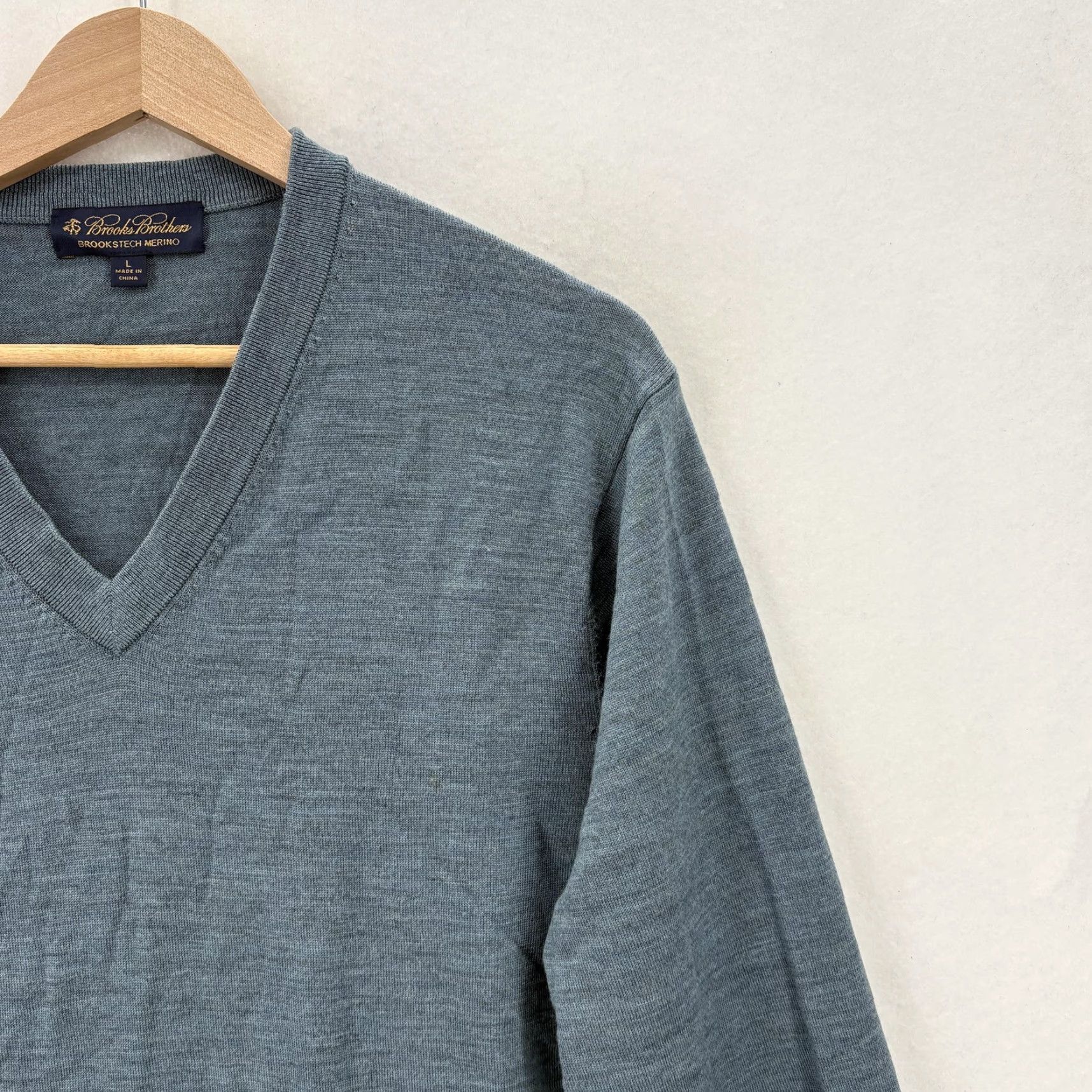 Brooks Brothers Brooks Brothers Sweater Mens Large Blue Brookstech Merino Wool V-Neck Pullover Size US L / EU 52-54 / 3 - 2 Thumbnail