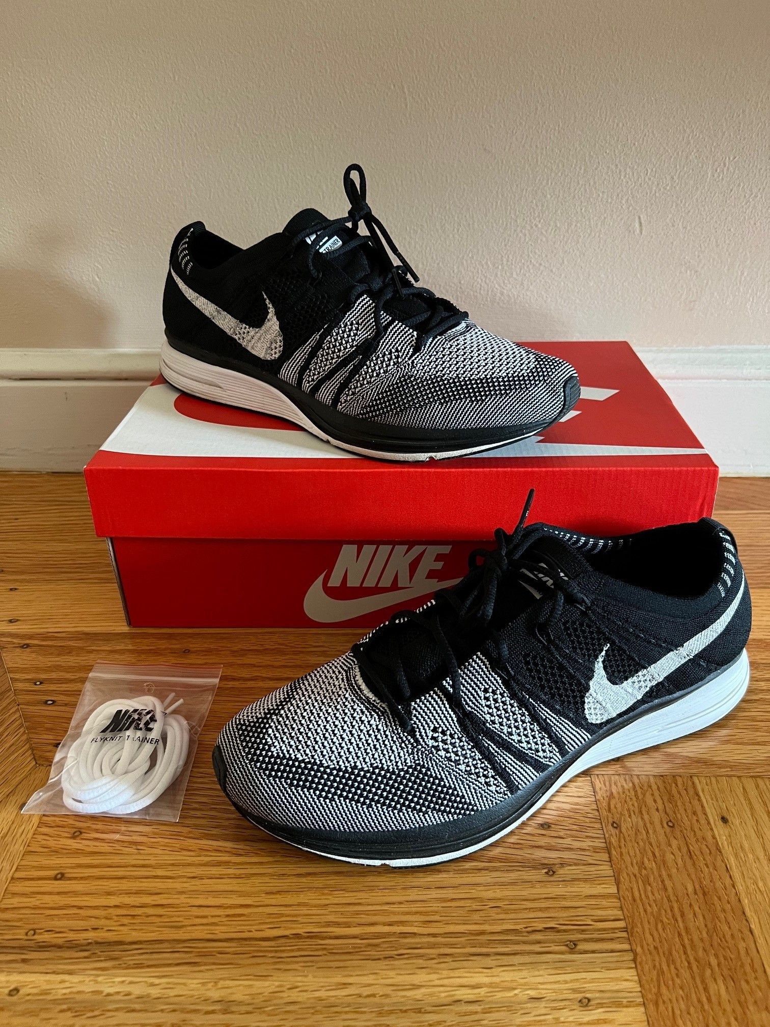 image of Nike Flyknit Trainer Black White Oreo Shoes, Men's (Size 8.5)