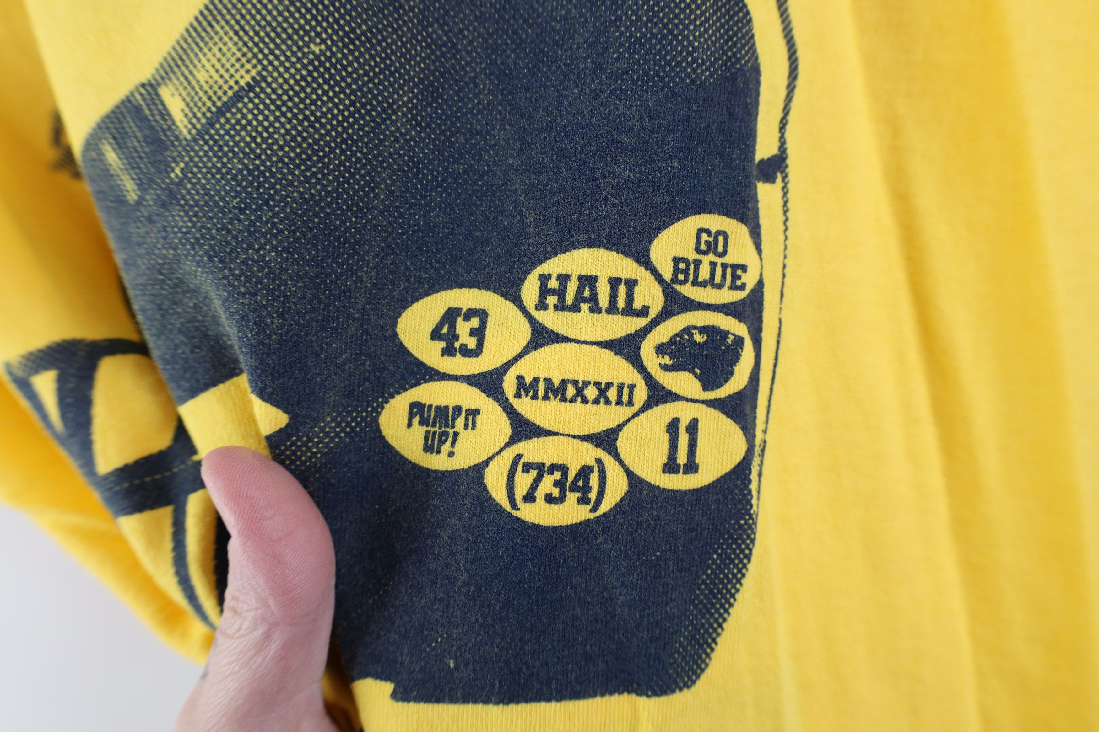 Vintage 2022 University of Michigan Football Short Sleeve T-Shirt Size US L / EU 52-54 / 3 - 5 Thumbnail