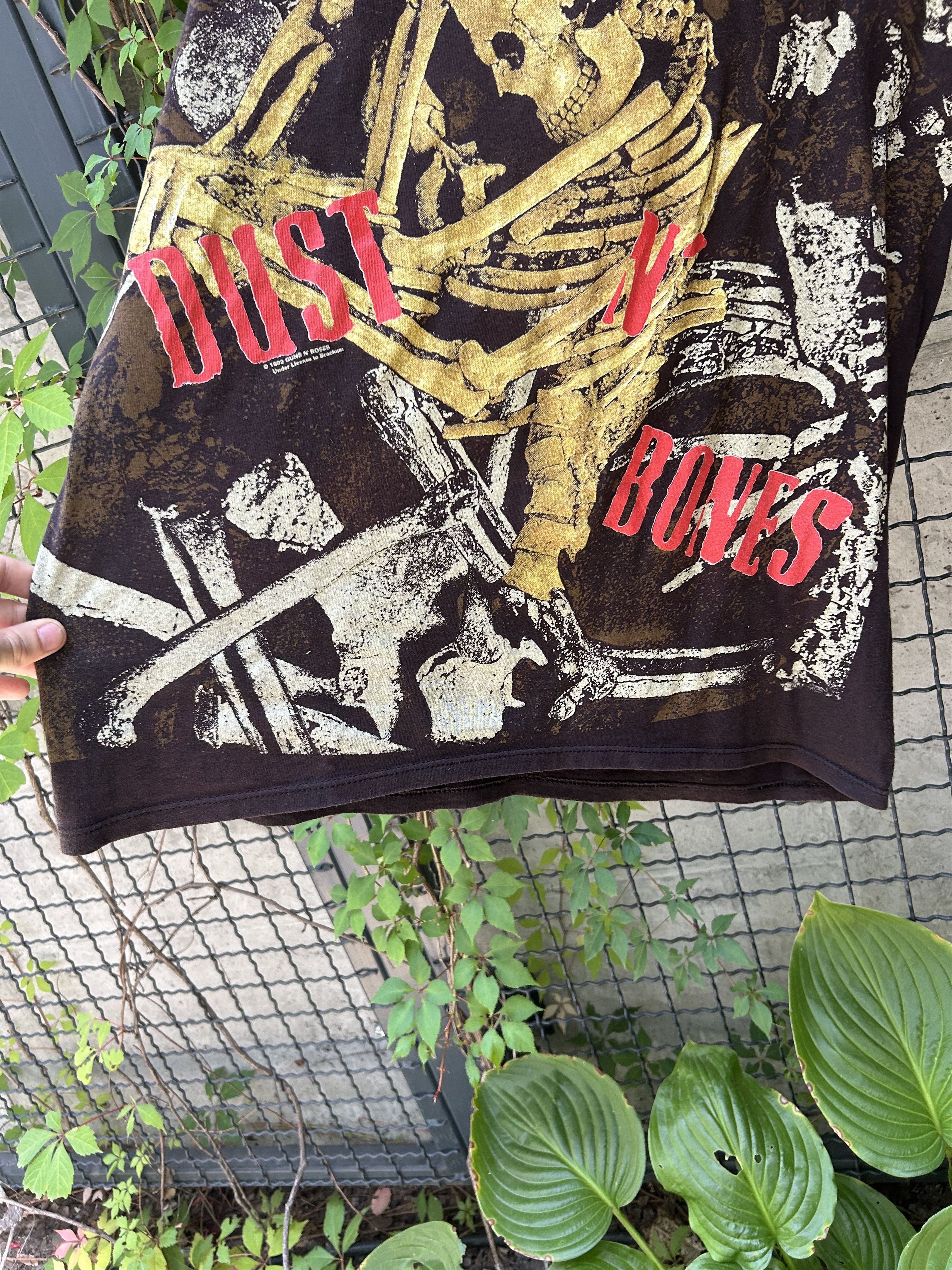 Band Tees Vintage 1992 Guns N Roses Rock Band All Over Print T-shirt Size US XL / EU 56 / 4 - 11 Thumbnail