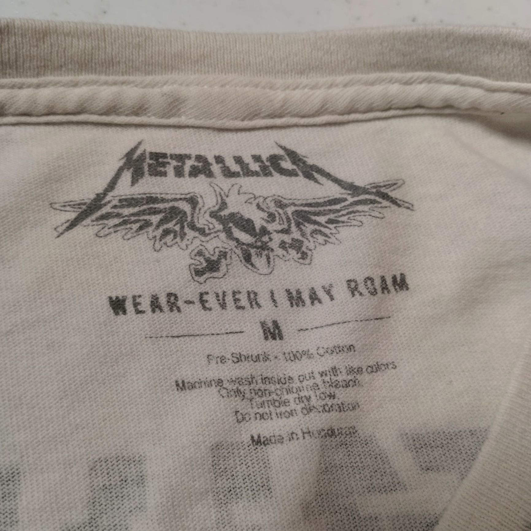 Vintage VINTAGE Metallica Shirt World Wired Tour 2017 Heavy Metal T-Shirt Mid White Mens M Distressed Graphic Crew Neck Short Sleeve Size US M / EU 48-50 / 2 - 7 Thumbnail