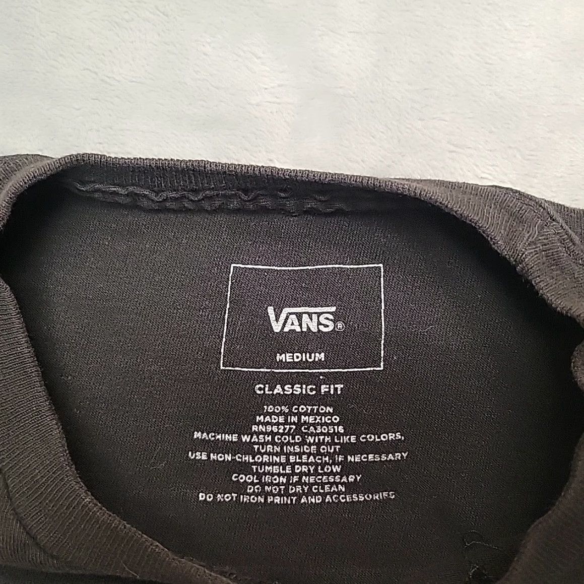 Vans Vans Shirt Mens M Black Flame Graphic Skate Surf Street tee 90s Mens Size US M / EU 48-50 / 2 - 5 Thumbnail