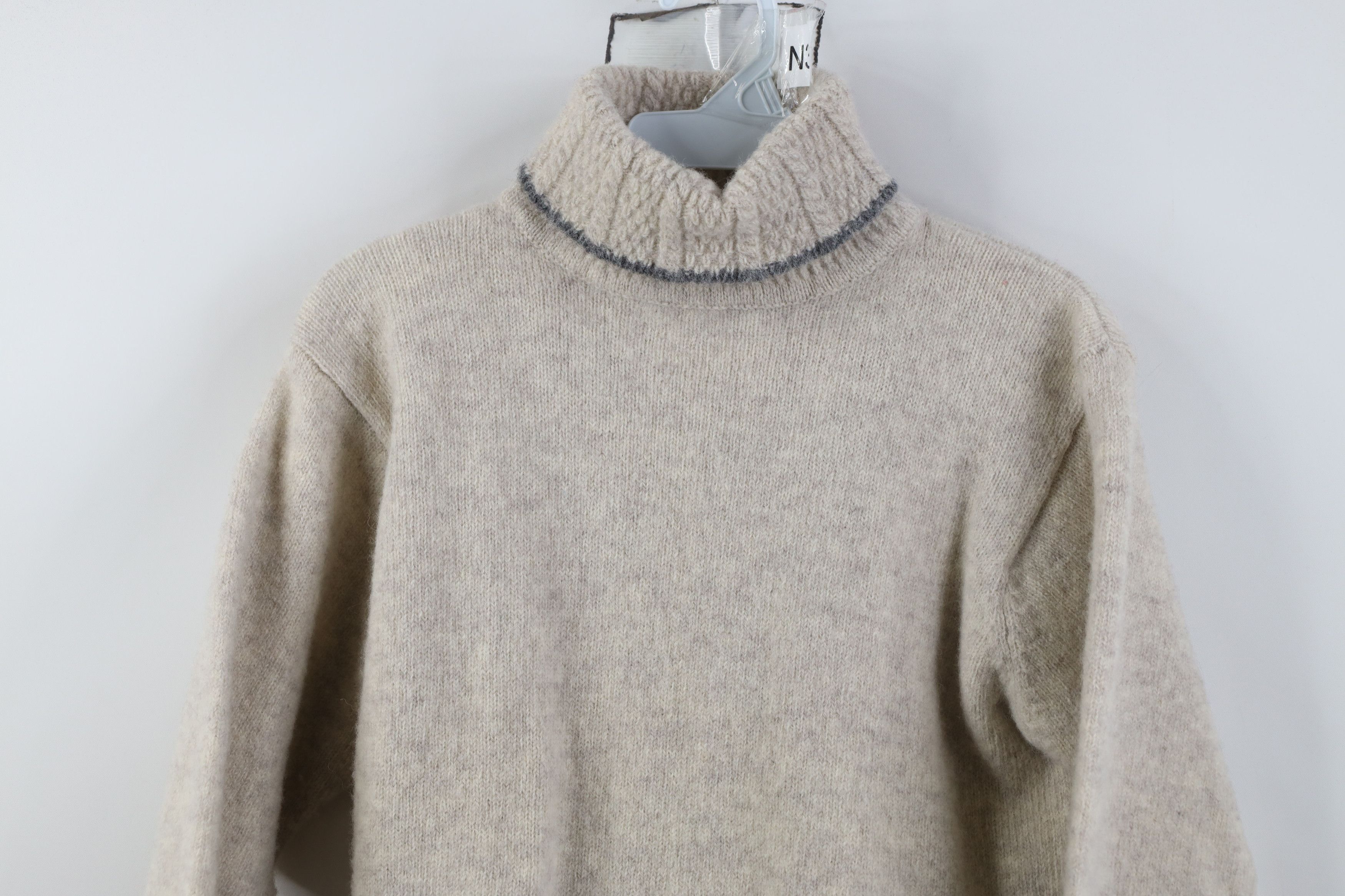 Woolrich Woolen Mills Vintage 90s Woolrich Wool Knit Turtleneck Sweater Oatmeal Size S / US 4 / IT 40 - 2 Thumbnail