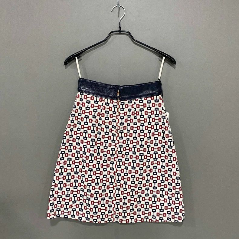 Gucci Gucci Printed Half Skirt with Leather Trim-2505 Size 35" - 3 Thumbnail