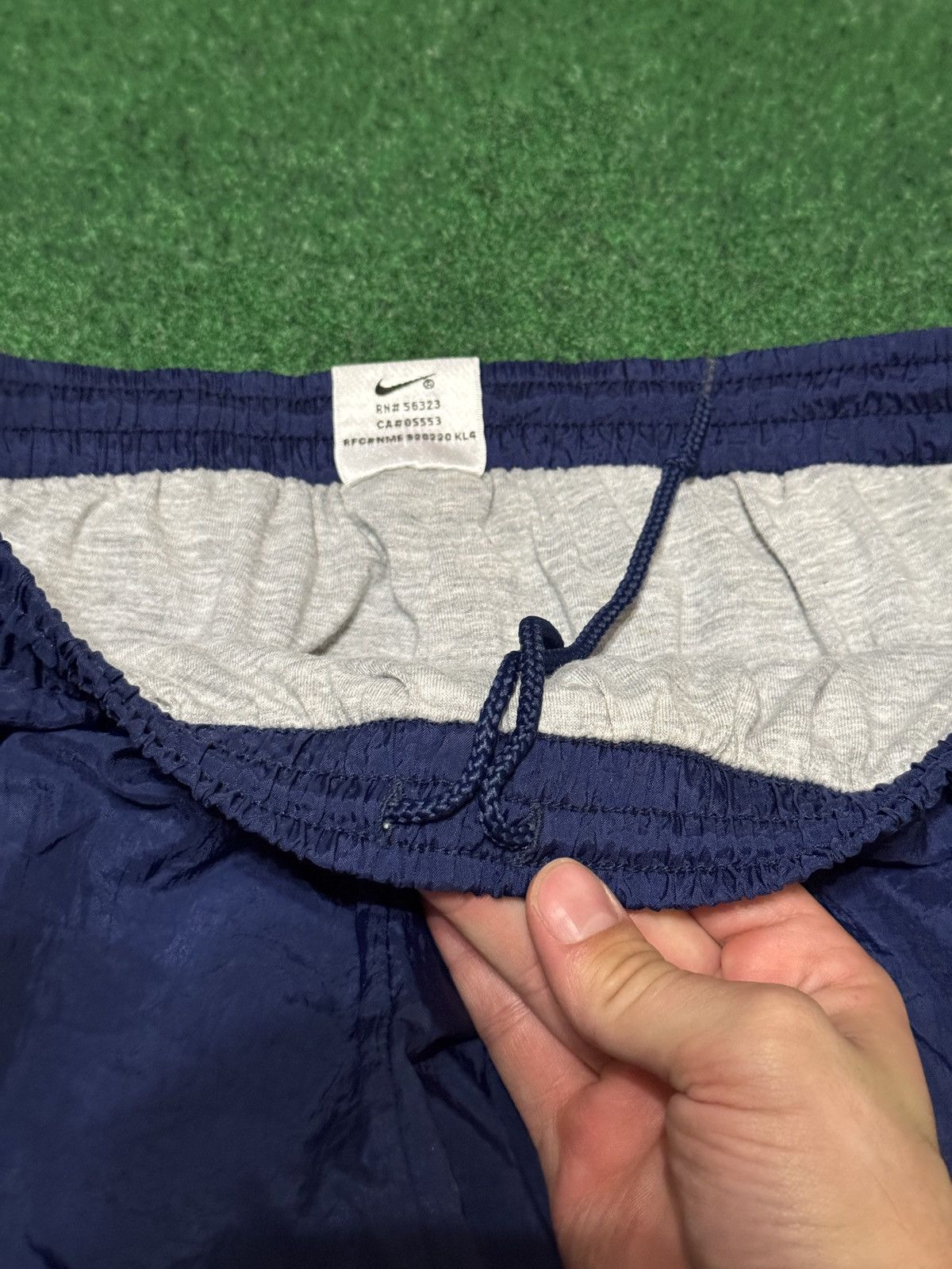 Nike Vintage 90s Nike Blue M/L Retro Jogger Track Pants Size US 30 / EU 46 - 4 Thumbnail
