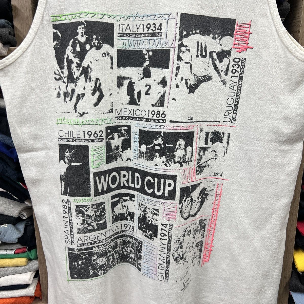 Vintage VTG WORLD CUP HISTORY SINGLE STITCH SIZE SMALL Size US S / EU 44-46 / 1 - 4 Thumbnail
