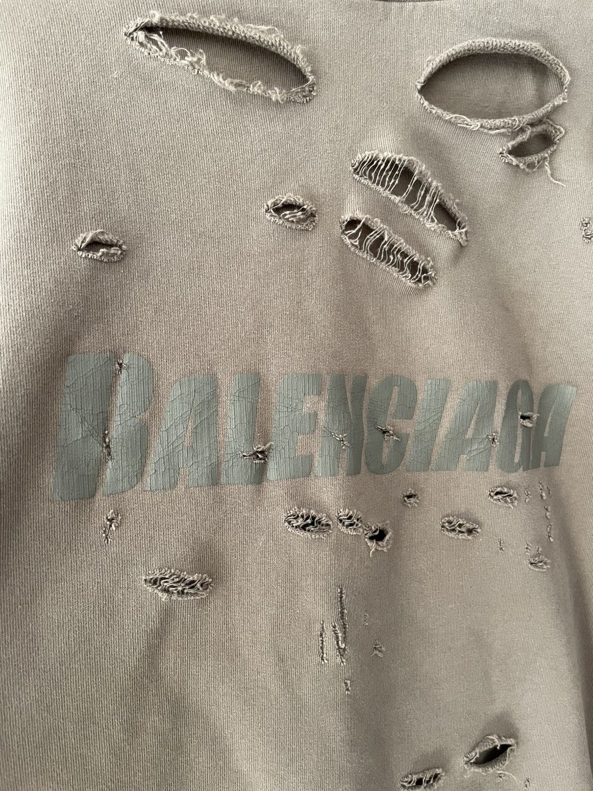 Balenciaga Balenciaga Caps Destroyed Oversize Fit Hoodie Size US S / EU 44-46 / 1 - 4 Thumbnail