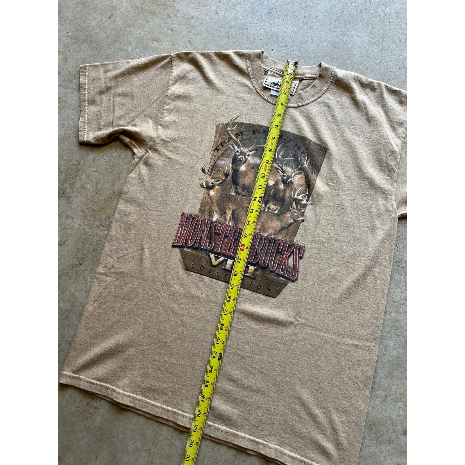 Gildan × Realtree × Vintage Vintage RealTree Monster Bucks VIII T-Shirt Large Earth Tone Size US L / EU 52-54 / 3 - 4 Thumbnail