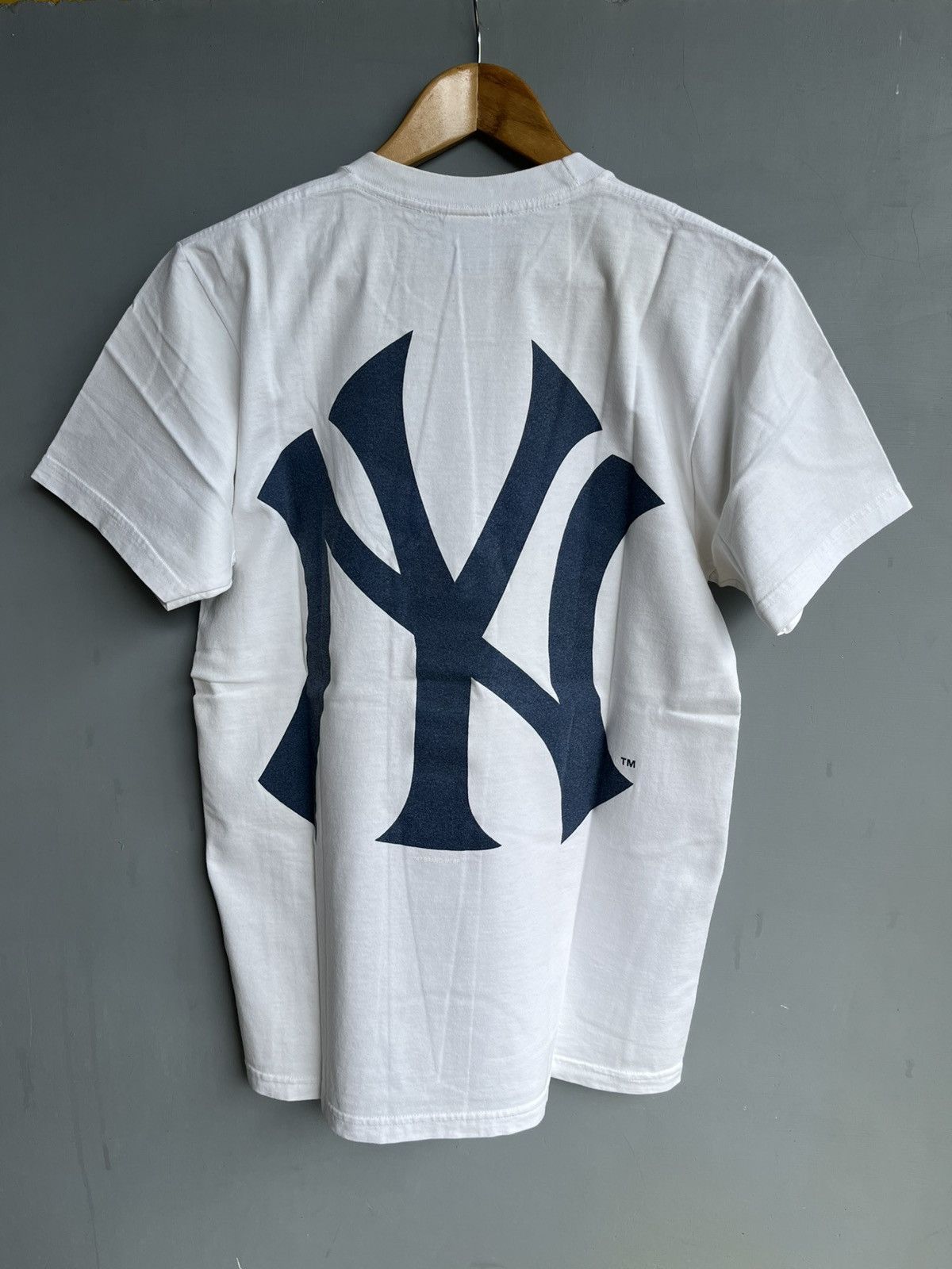 47 Brand × New York Yankees × Supreme Supreme New York Yankees Box Logo SS15 Size US M / EU 48-50 / 2 - 3 Thumbnail