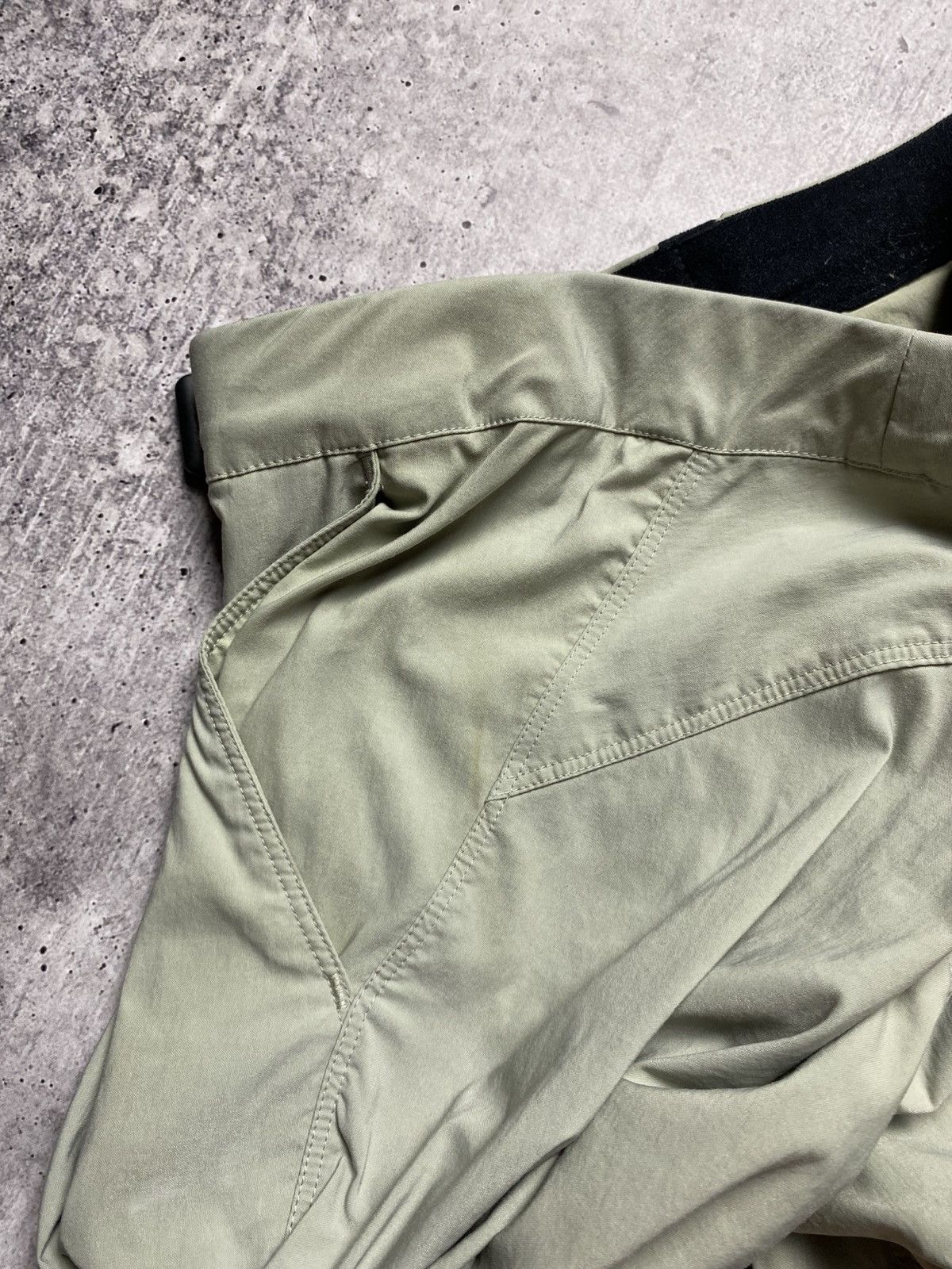 Arc'teryx Arcteryx Vintage Logo Pants Size US 31 - 10 Thumbnail