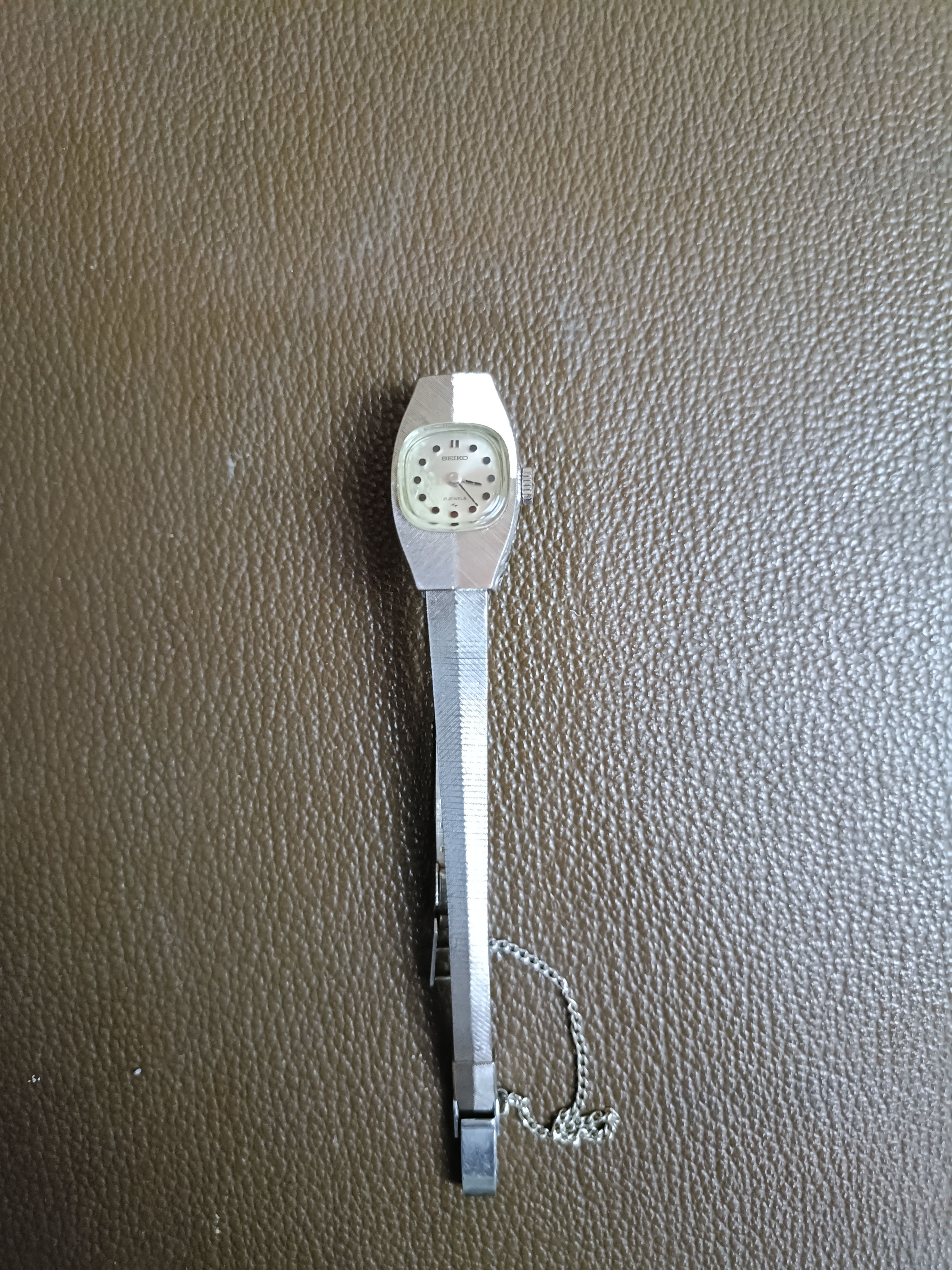 Seiko Vintage 60s Seiko mini snake manual watch Size ONE SIZE - 2 Thumbnail