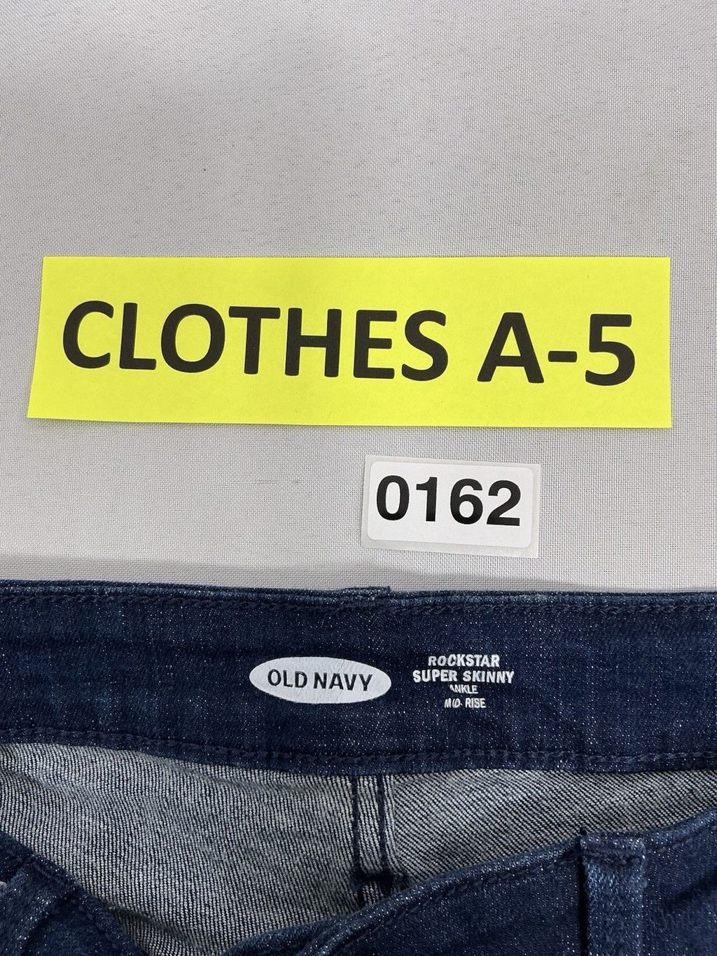 Old Navy Womans Excellent Old Navy Super Skinny Ankle Blue Jeans 12 Size 34" / US 12 / IT 48 - 3 Thumbnail