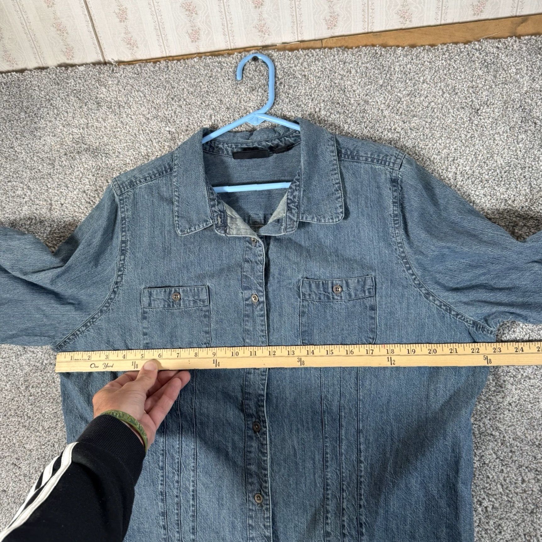 Avenue Avenue Button Up Shirt Denim 18 Plus 3/4 Sleeve Collared Blue Women Womens Cowgirl Cottagecore Grandmacore Mom Chic Modern Cute Button-Up Shirt Size XXL / US 16-18 / IT 52-54 - 5 Thumbnail