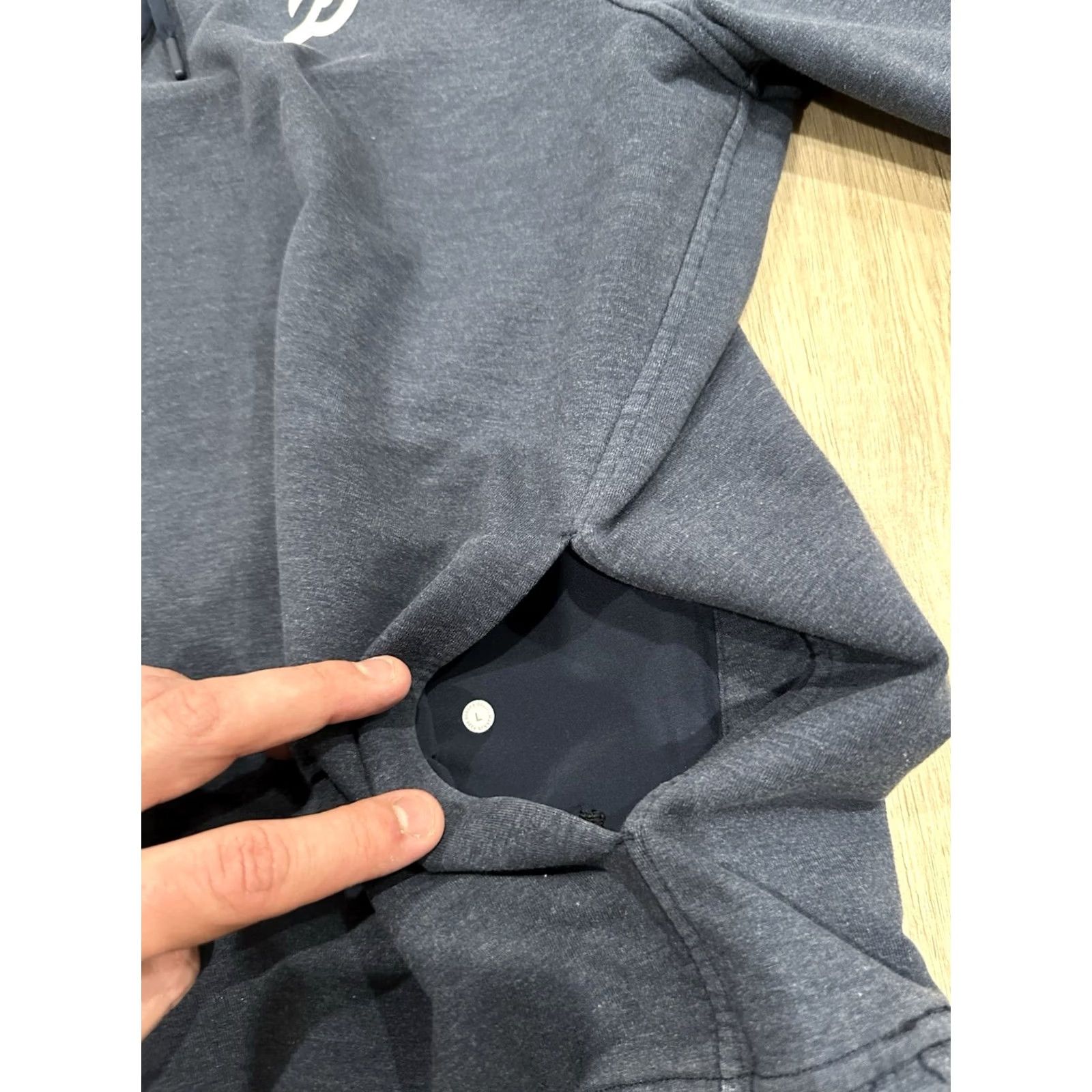Lululemon Lululemon Hoodie Mens Large Blue City Pullover Sweatshirt Sweat Peloton Pocketed Stretch Size US L / EU 52-54 / 3 - 5 Thumbnail