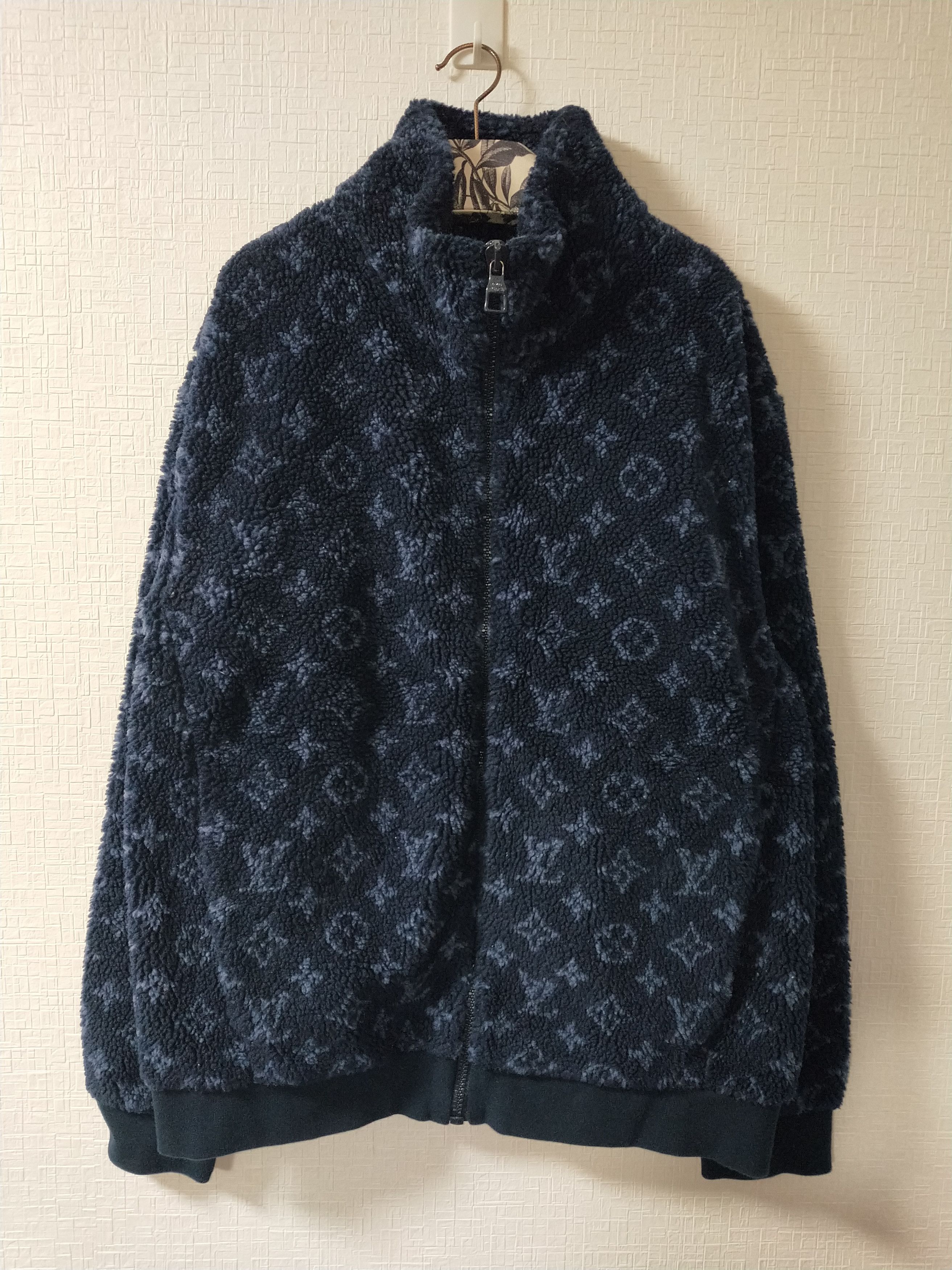 Louis Vuitton Monogrammed fleece jacket 38 (6) Sold Out Rare Hard To Find!