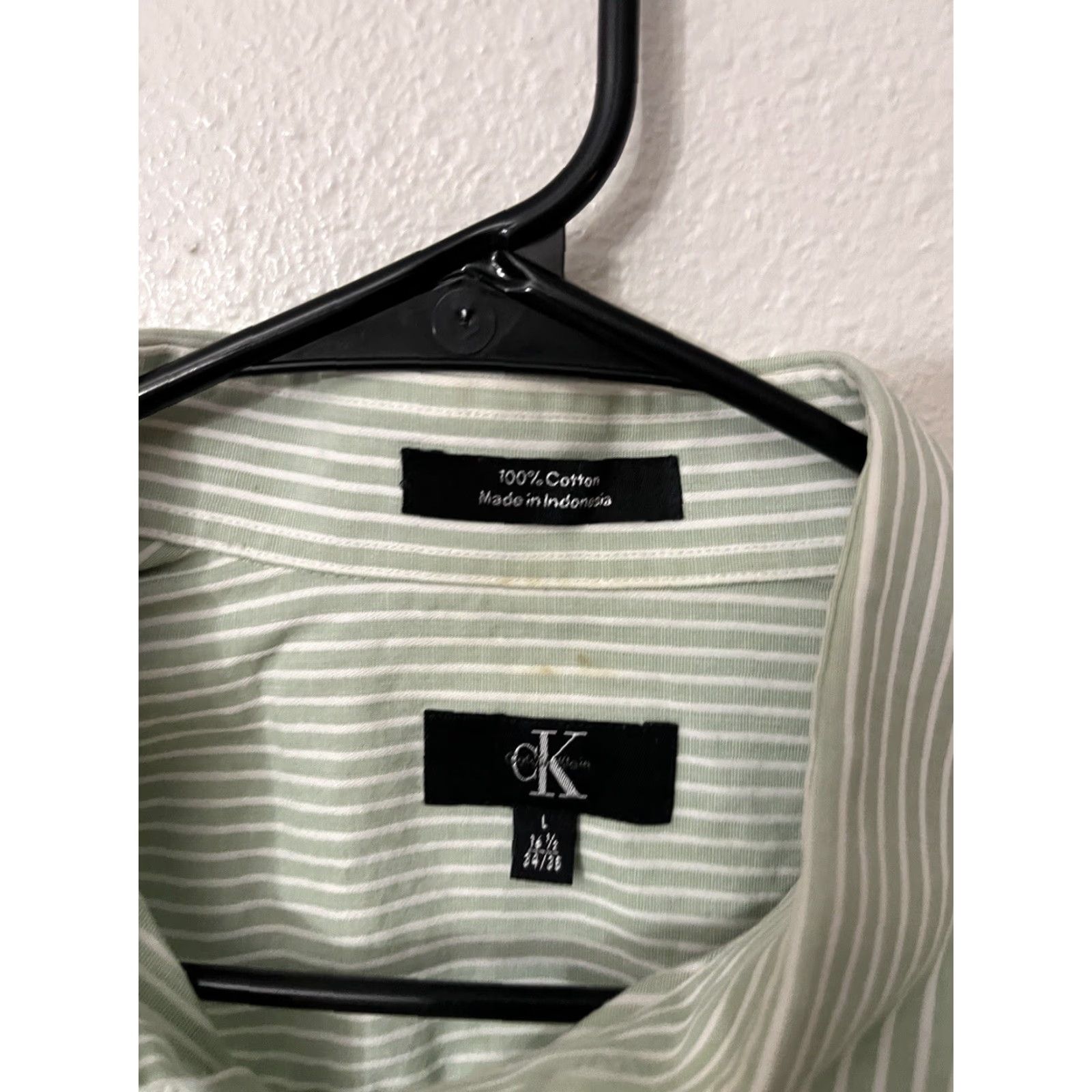 Vintage VINTAGE Calvin Klein CK Men's Long Sleeve Button-Down Shirt Size Large Green Striped Business Casual Classic Size US L / EU 52-54 / 3 - 3 Thumbnail