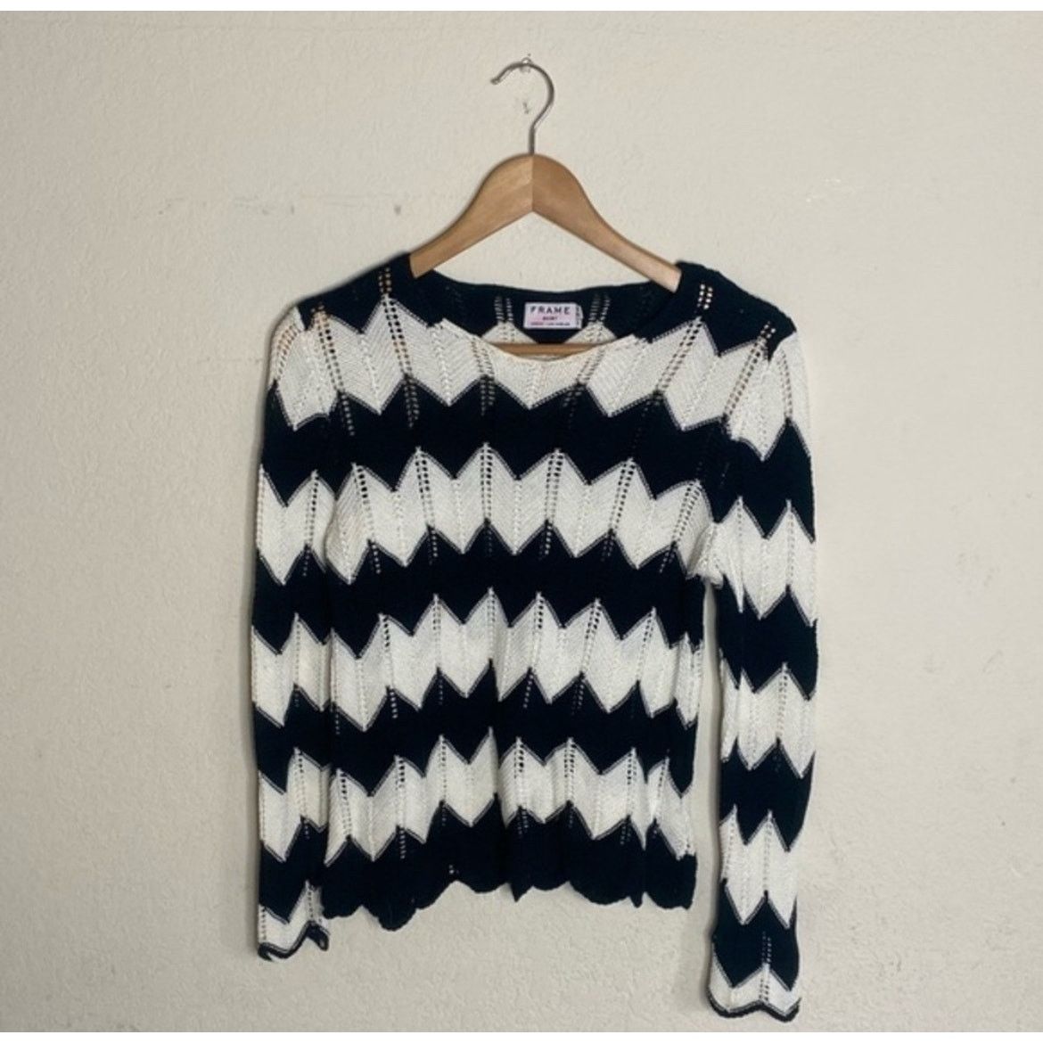 Frame FRAME‎ Denim Le Croche Zig-Zag Sweater ( S ) Size S / US 4 / IT 40 - 3 Thumbnail