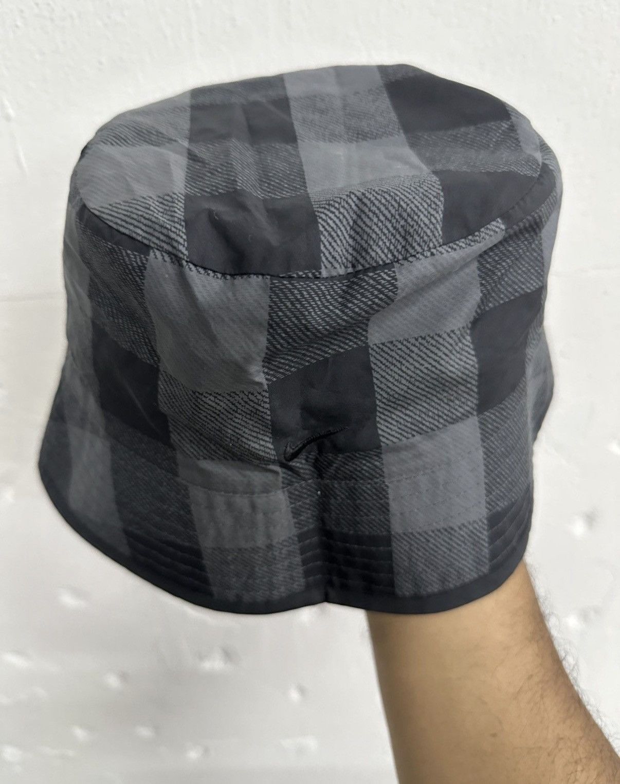 Nike VTG Nike Bucket Hat Size ONE SIZE - 2 Thumbnail