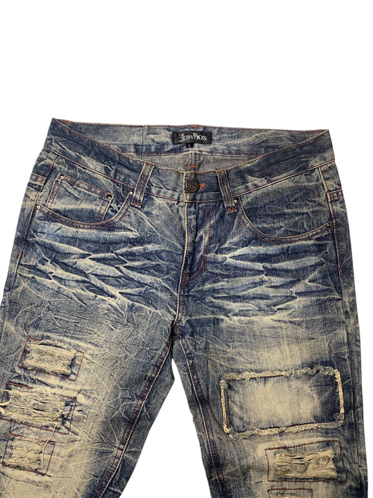 Other 2000's Lowbox Distressed Seawasb Flare Jeans Size US 31 - 3 Thumbnail