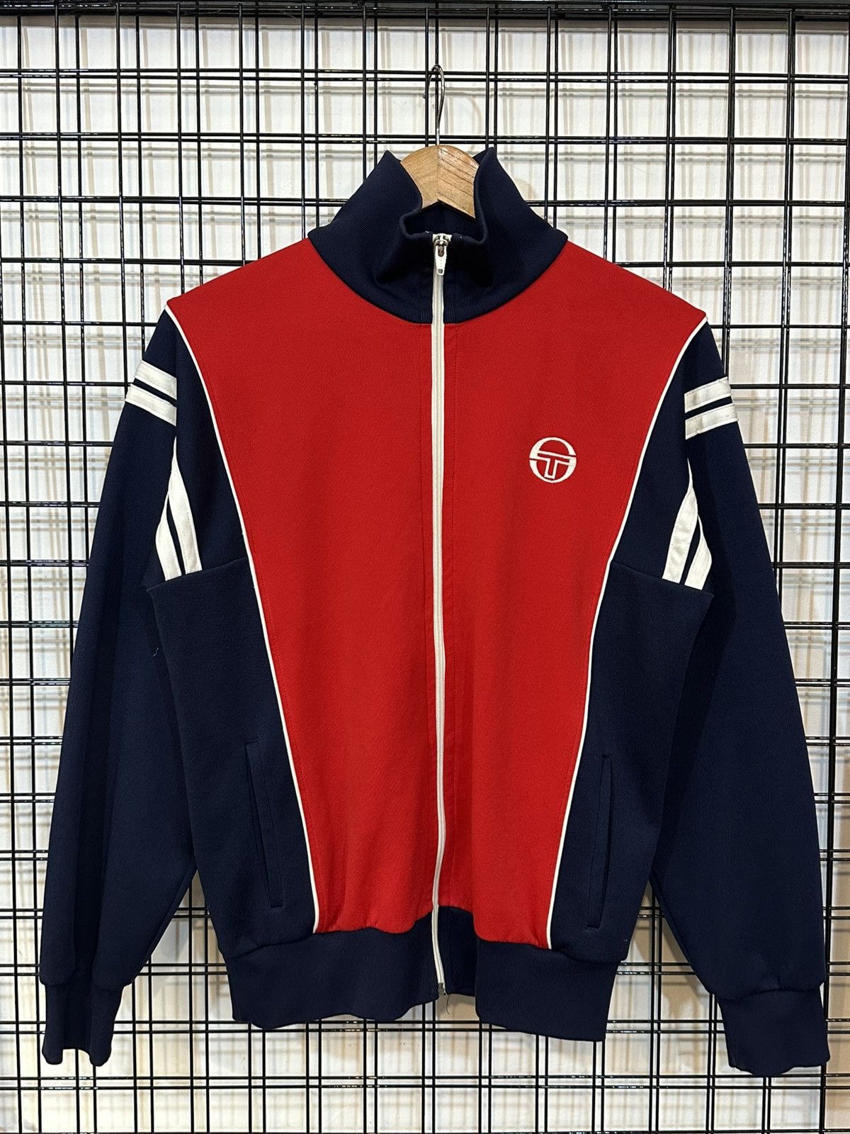 Sergio Tacchini vintage Sergio Tacchini red and blue tracksuit top. Size US L / EU 52-54 / 3 - 1 Thumbnail
