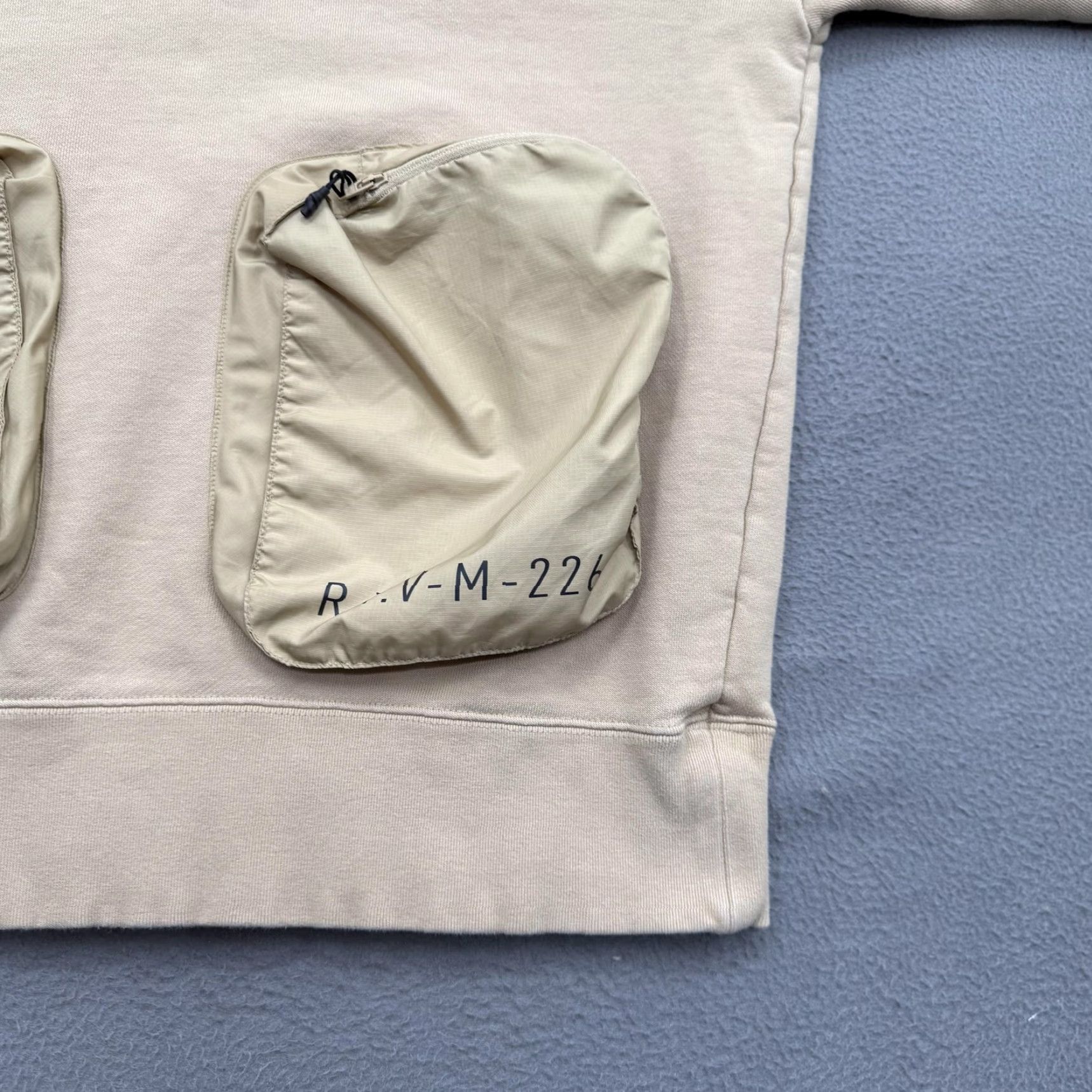 Adidas Adidas Originals Hoodie Mens Small Beige Utility Zip Pocket Pullover Sweatshirt Size US S / EU 44-46 / 1 - 6 Thumbnail
