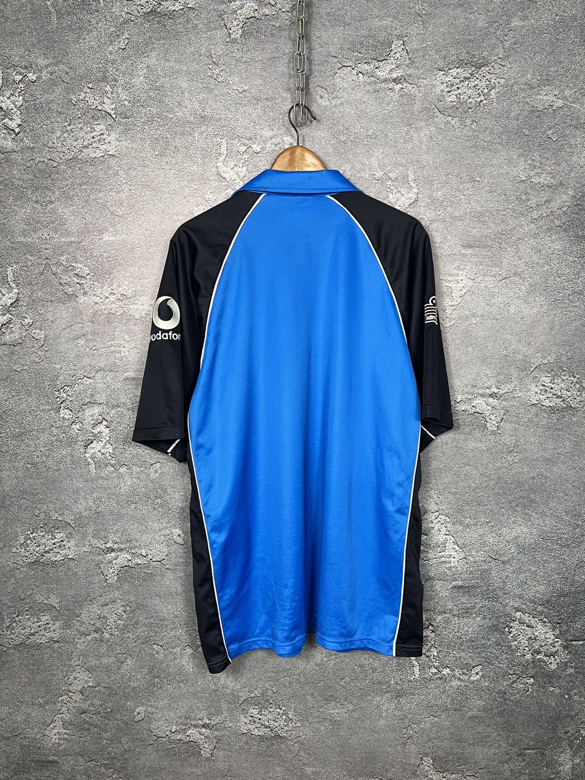 Vintage Vintage 2000/02 Admiral England Cricket Team Jersey Size L Size US L / EU 52-54 / 3 - 9 Thumbnail