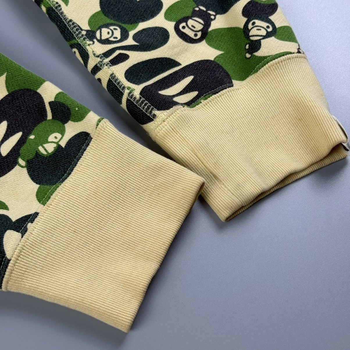 Bape BAPE babymilo - OG Nigo Era - Camo Full Zip Hoodie Size US M / EU 48-50 / 2 - 11 Thumbnail