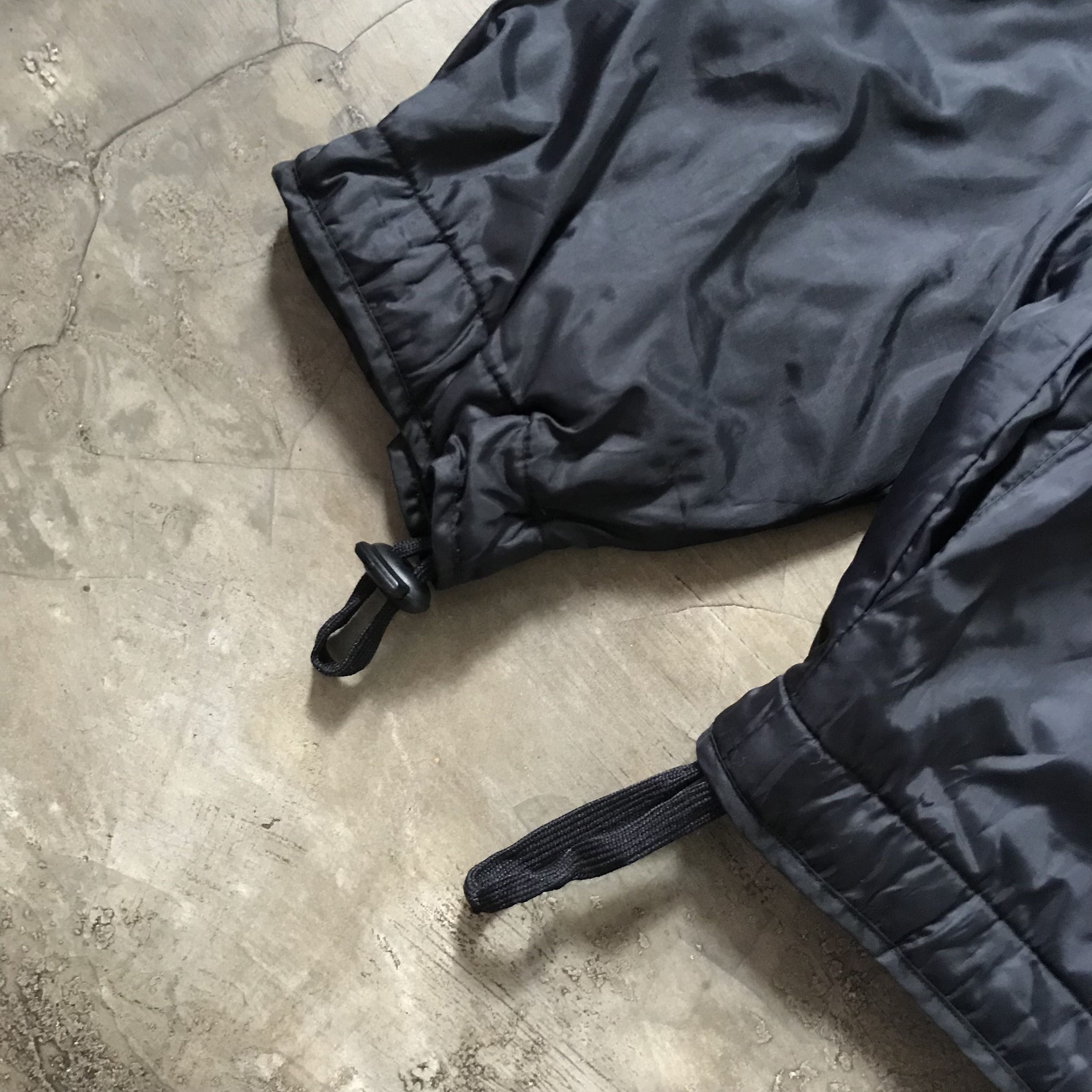 Armani Exchange × Designer × Giorgio Armani Armani Asymmetrical Strap Big Pockets Nylon Jacket Size US M / EU 48-50 / 2 - 6 Thumbnail