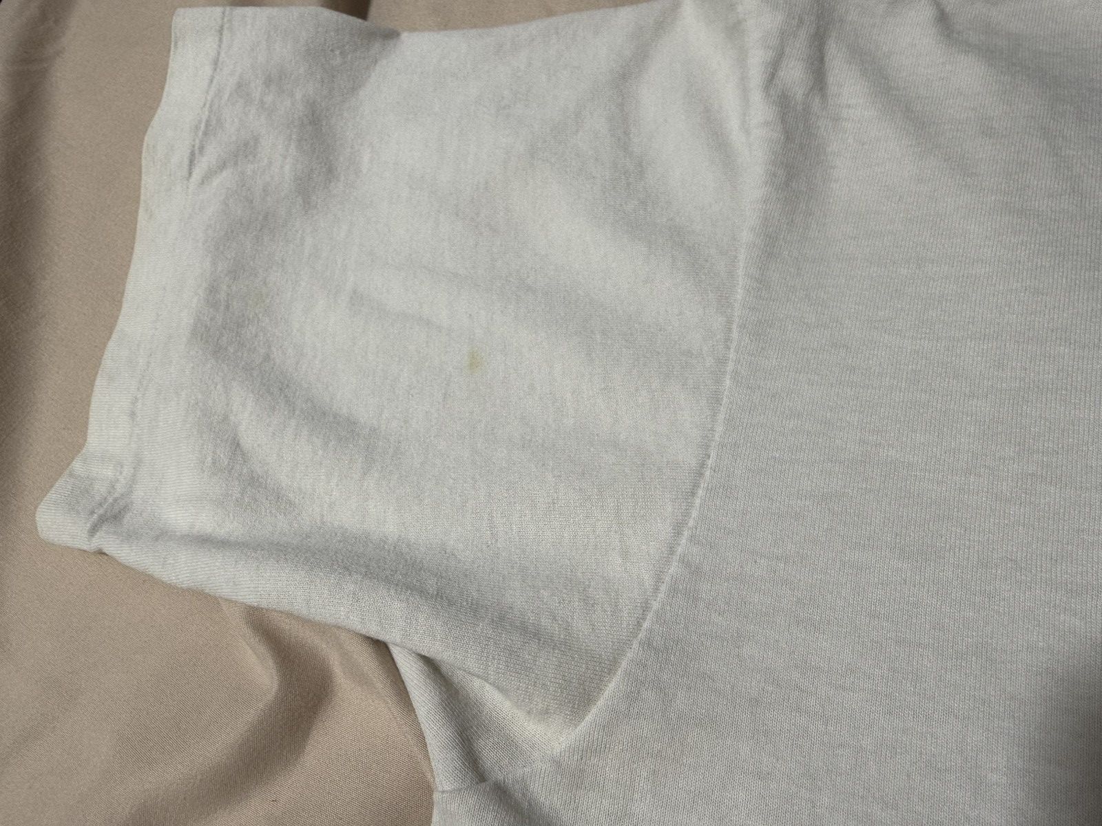Vintage Vintage 90s Wrigley’s Chewing Gum T-Shirt Distressed Size US L / EU 52-54 / 3 - 4 Thumbnail